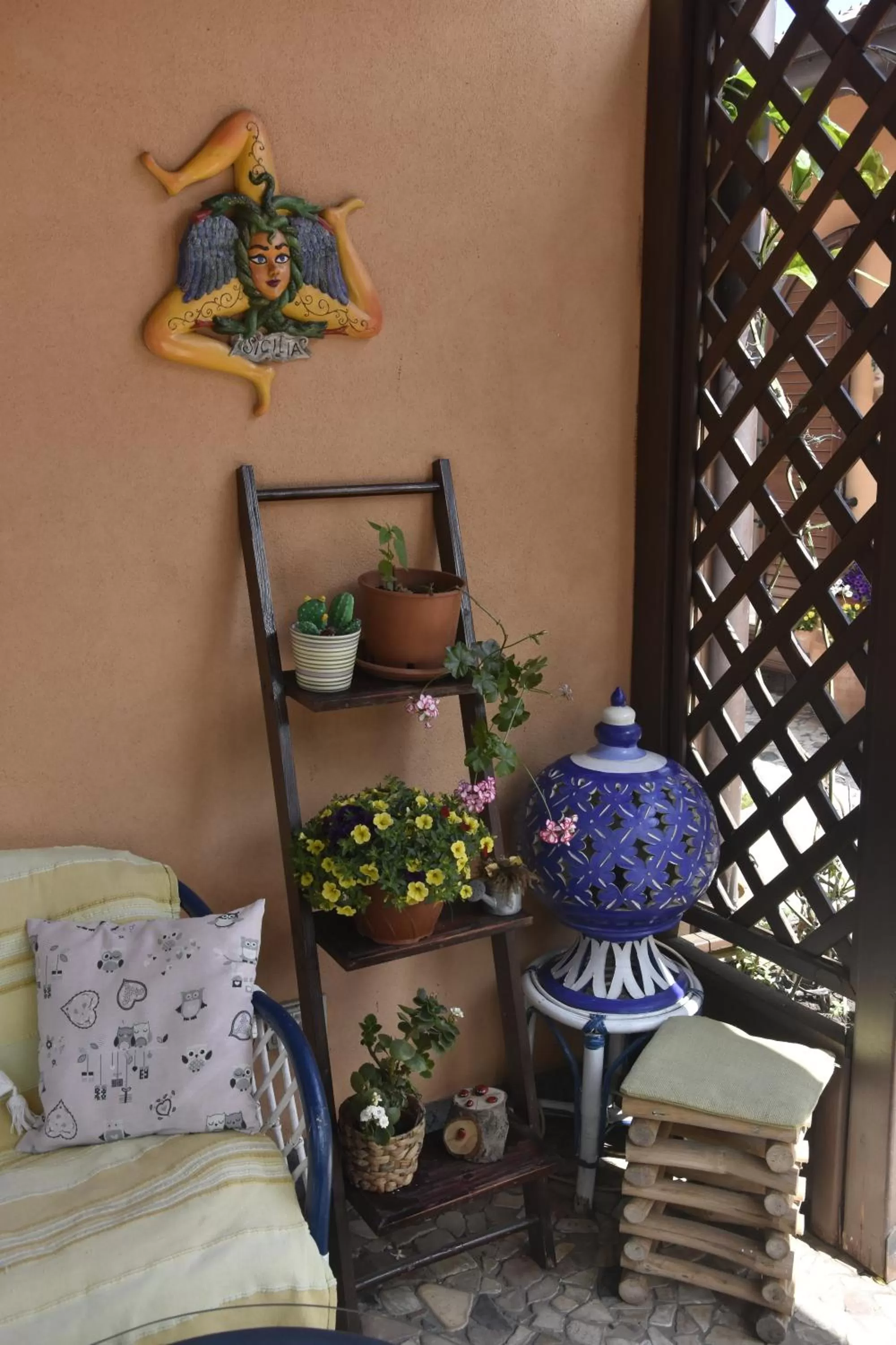 Patio in B&B Villa Liliya