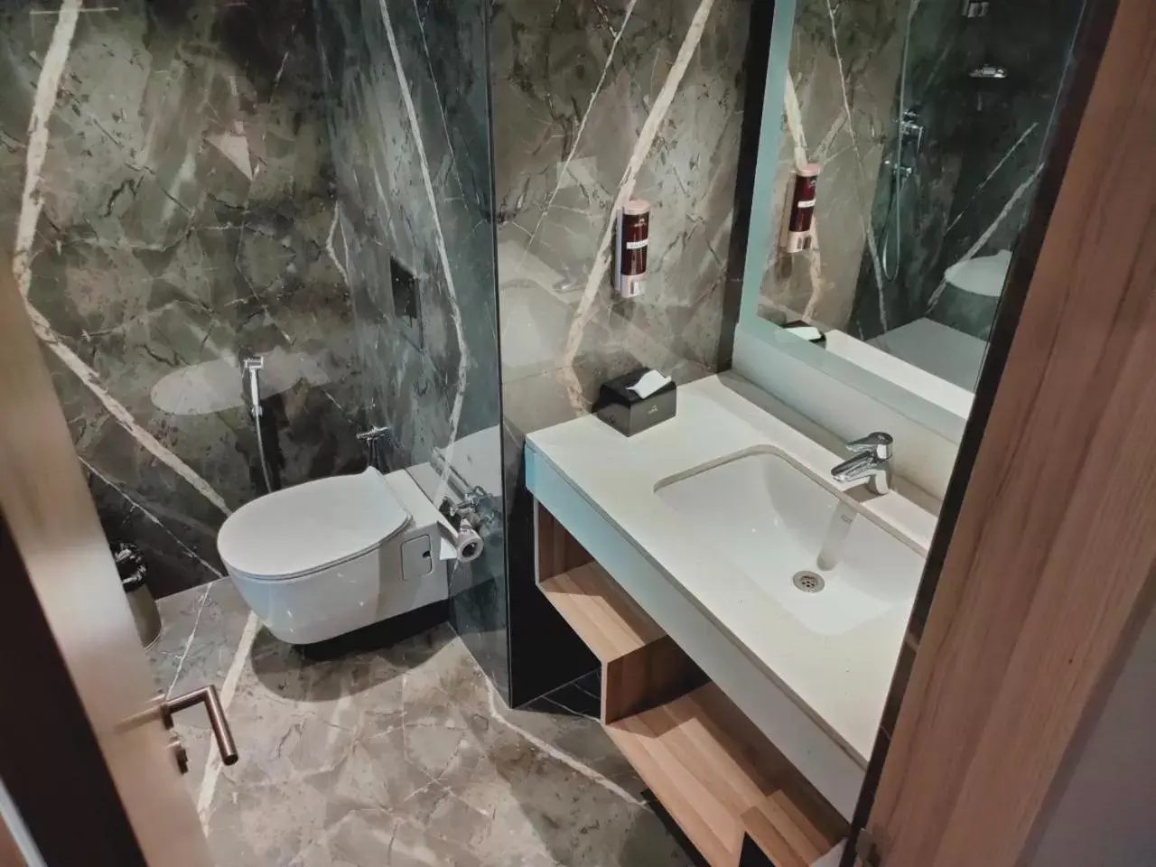 Bathroom in Radisson Hotel Bareilly Airport