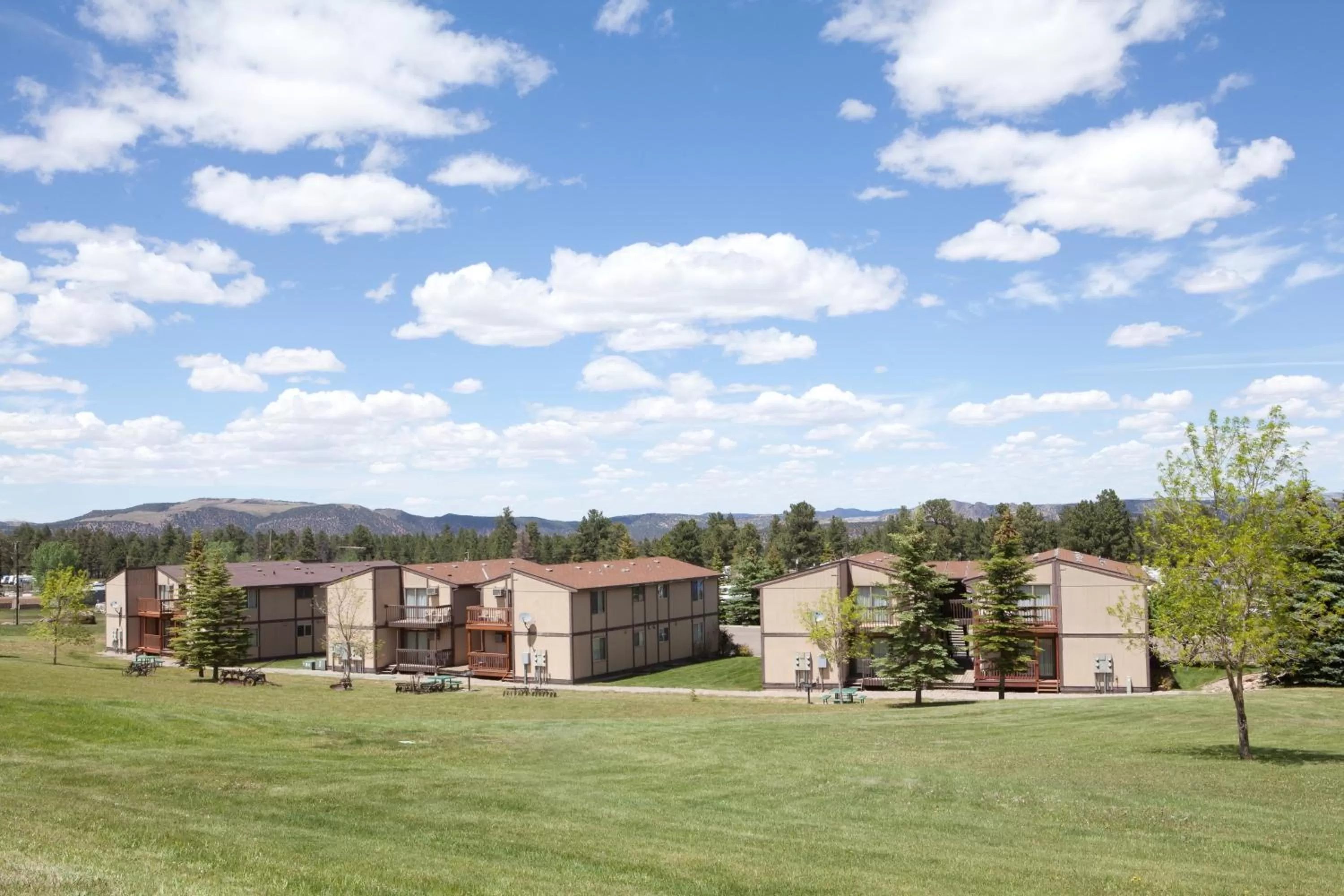 Facade/entrance, Property Building in Flaming Gorge Resort