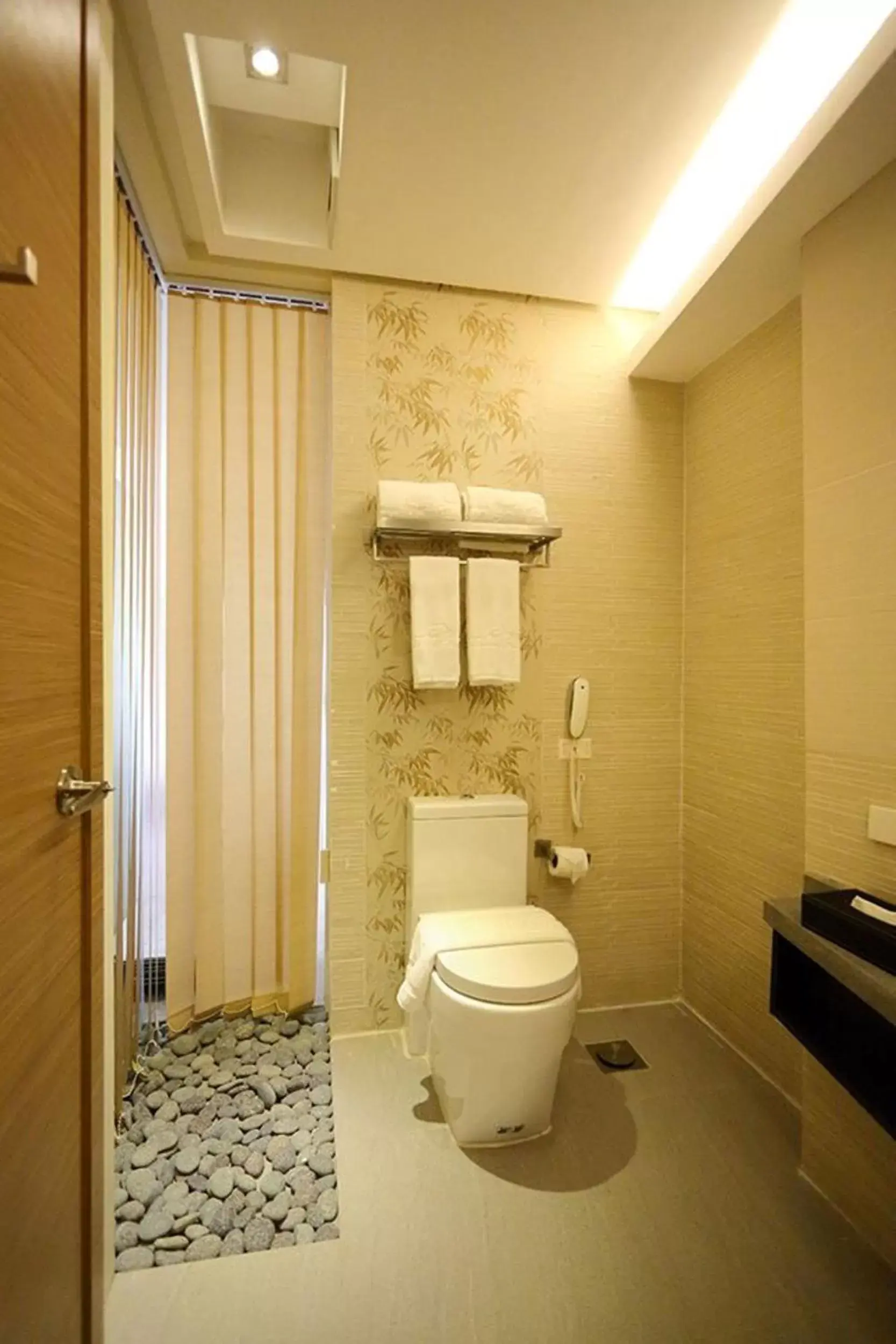 Bathroom in Greenleaf Hotel Gensan