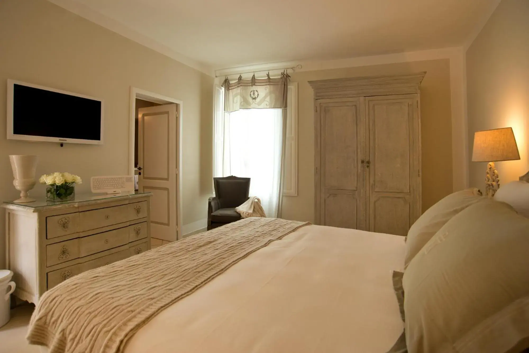 Superior Double Room in Hotel Don Ferrante