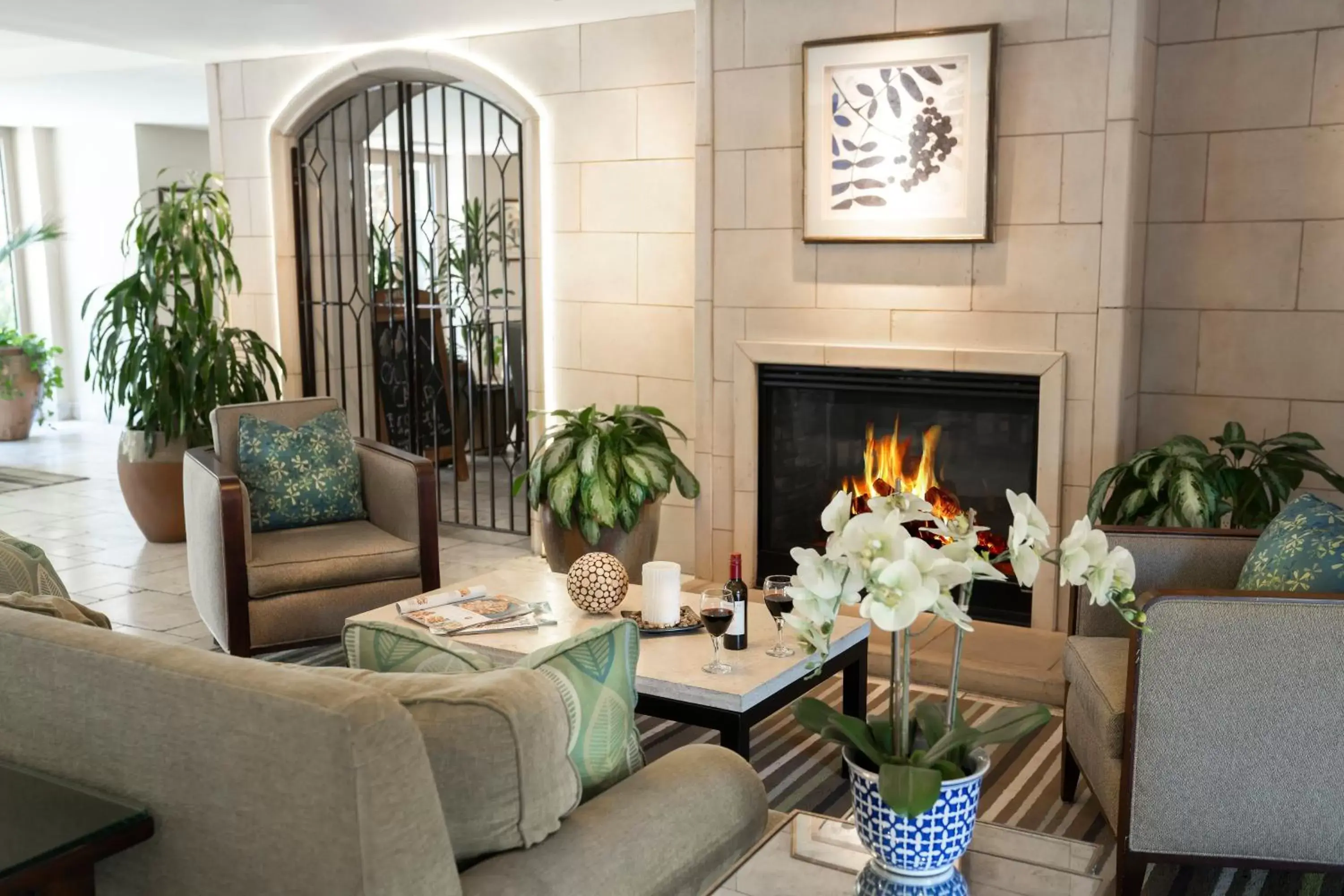 Ayres Hotel & Spa Mission Viejo - Lake Forest Ayres Hotel & Spa Mission Viejo - Lake Forest