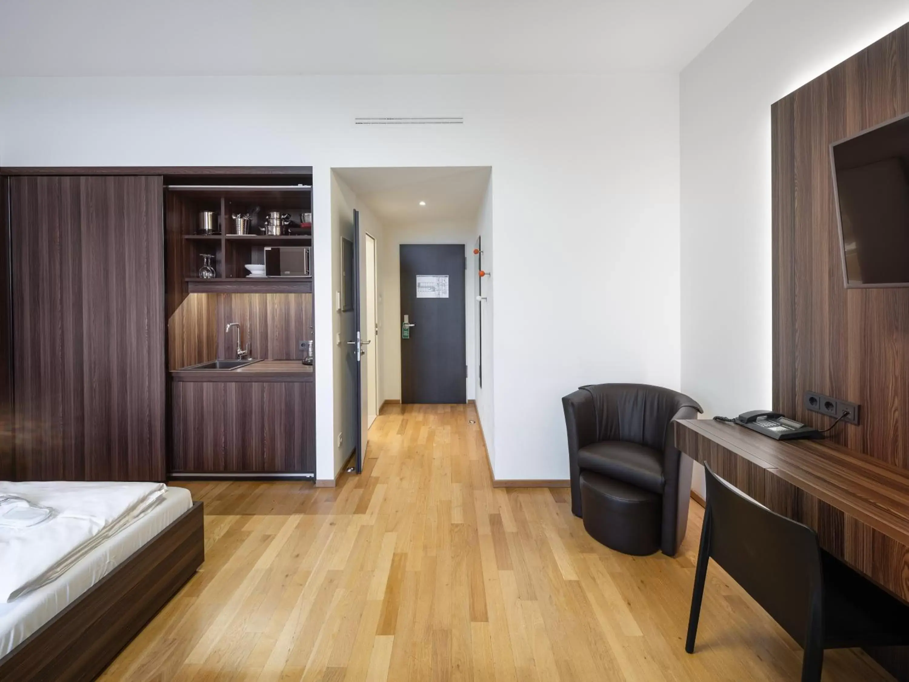 Standard King Room in sevenDays Hotel BoardingHouse Standard King Room in sevenDays Hotel BoardingHouse