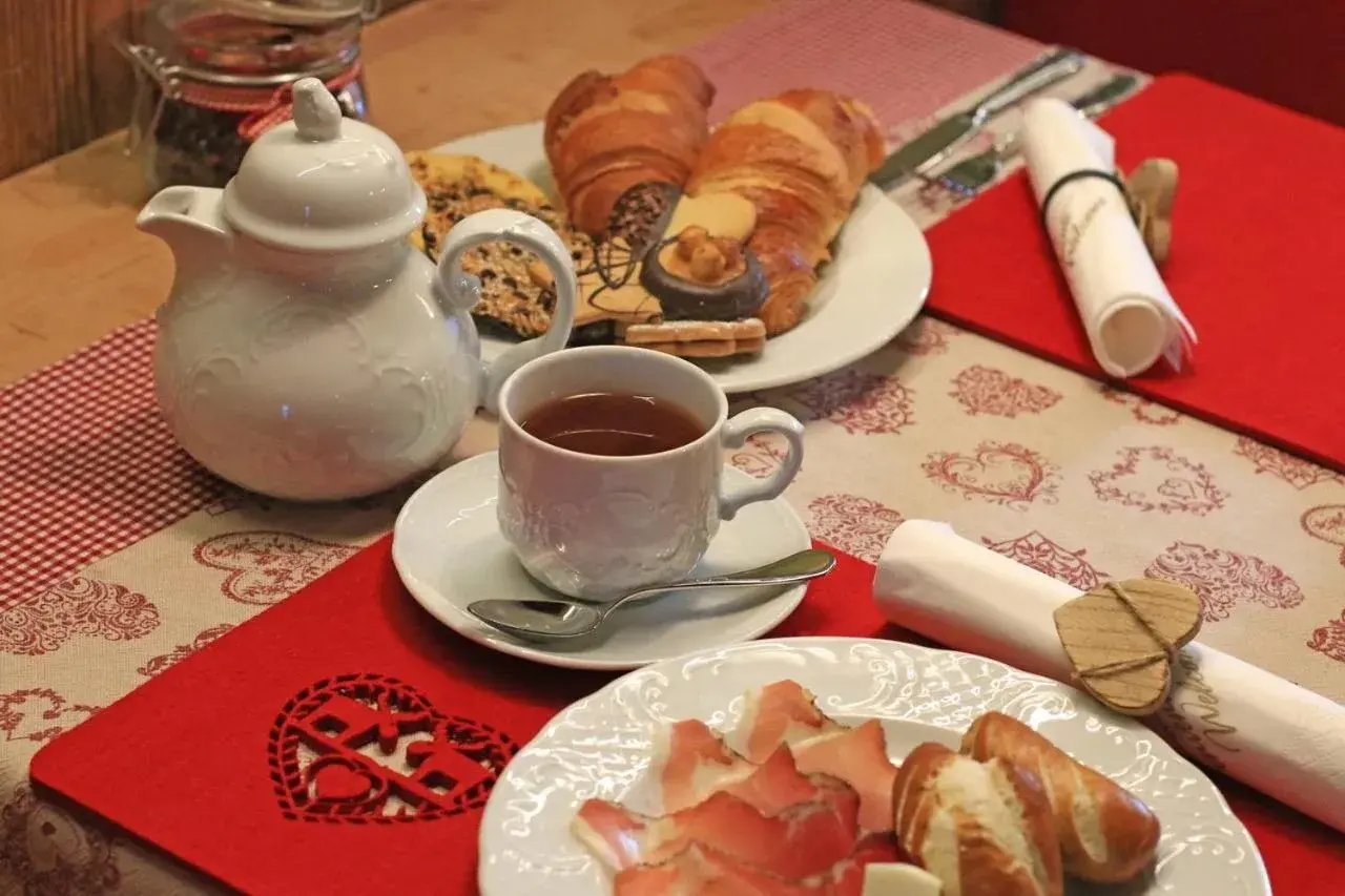 Food close-up, Breakfast in Garnì Ladin