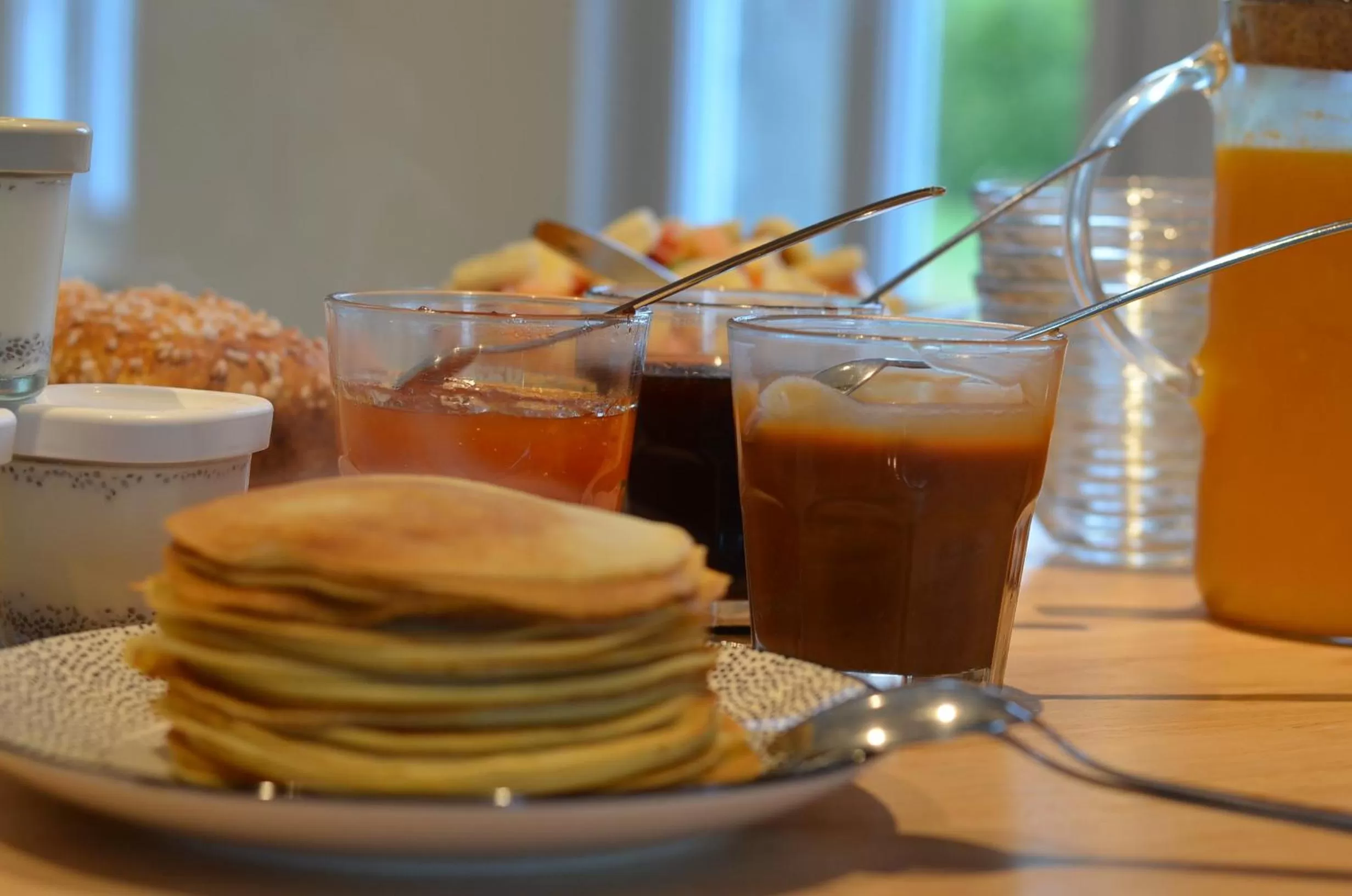 Breakfast in Amodo Lodge