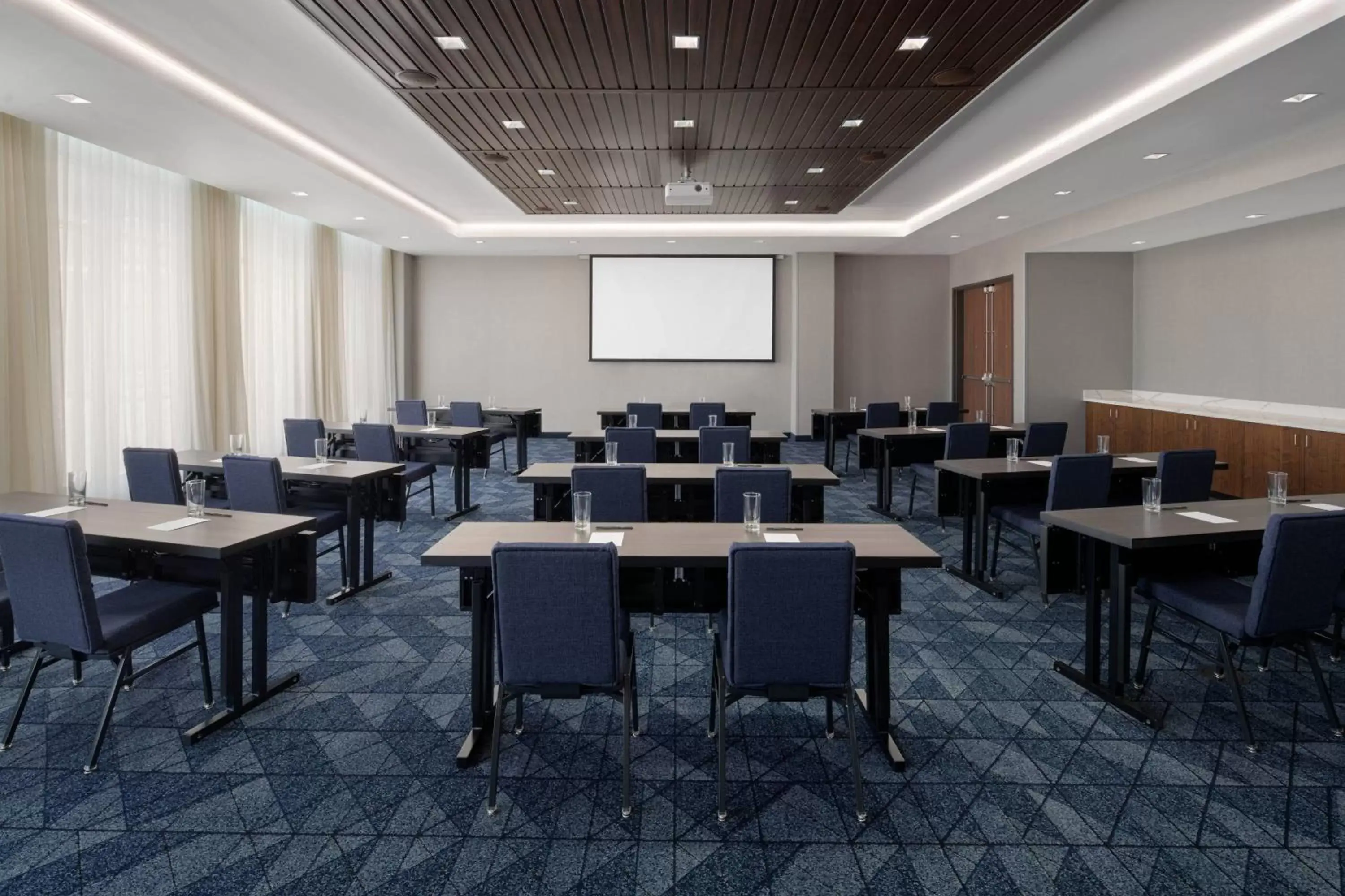 Meeting/conference room in Courtyard by Marriott Houston I-10 West/Memorial