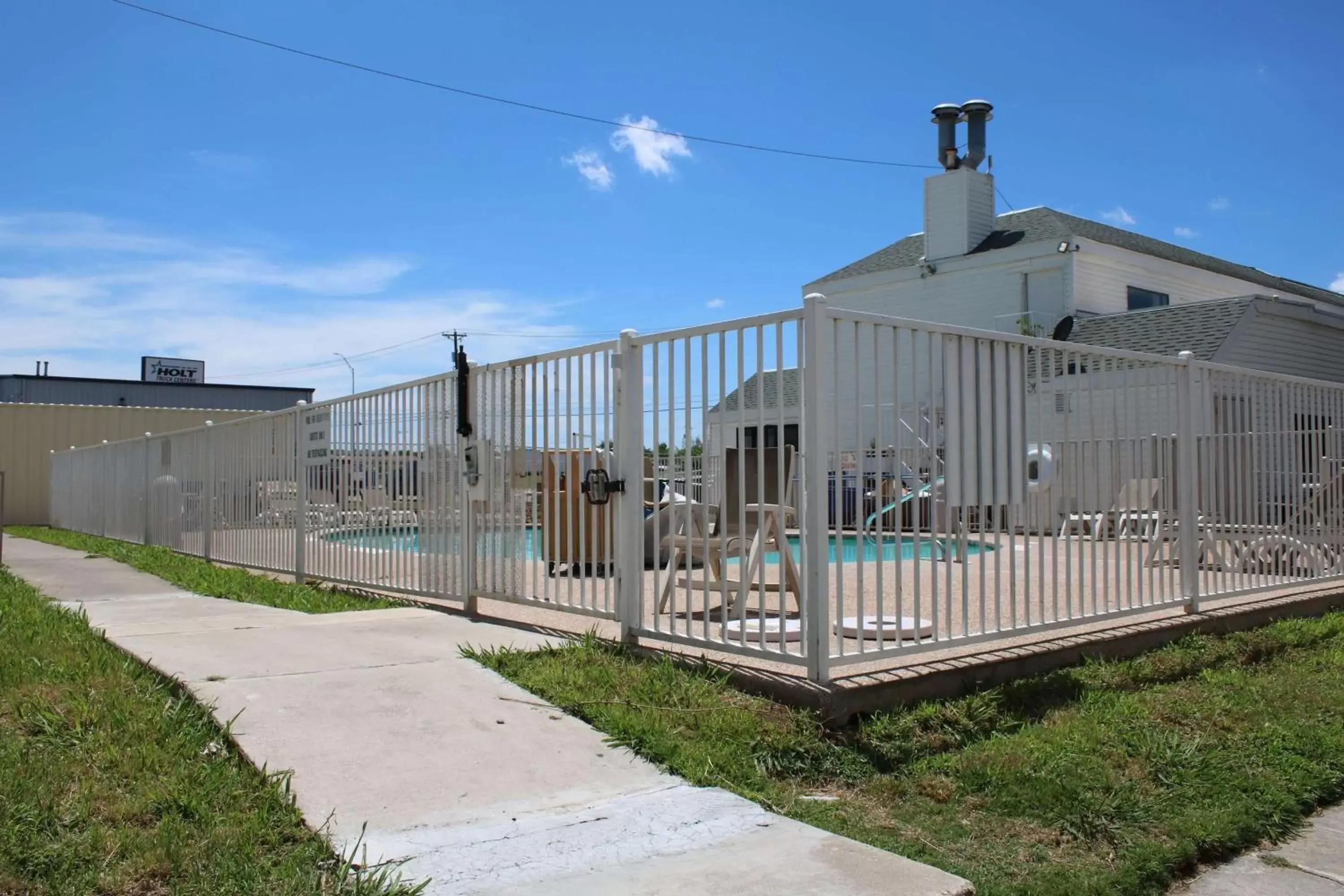 Pool view in Days Inn by Wyndham Waco University Area Pool view in Days Inn by Wyndham Waco University Area