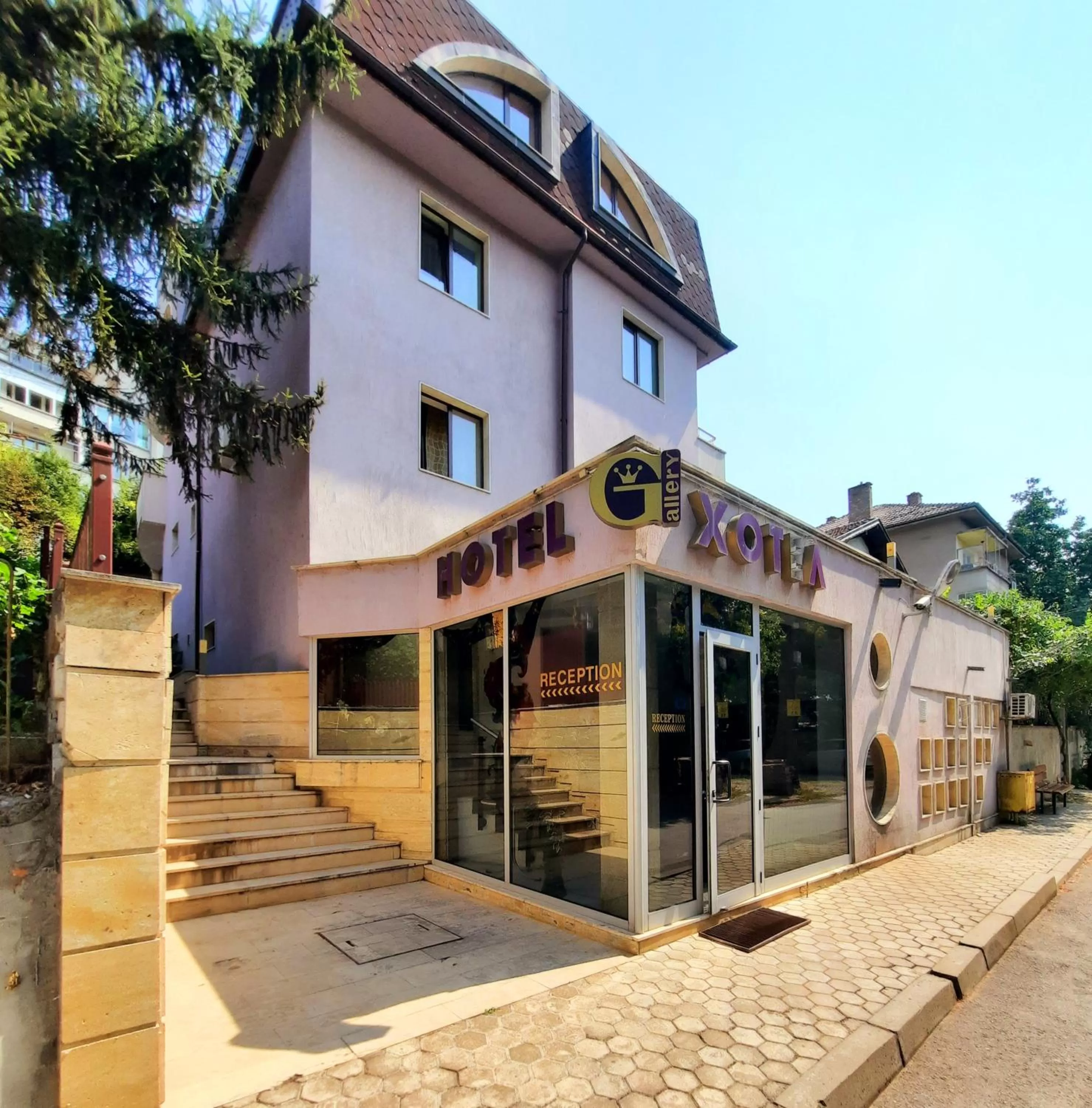 Family Hotel Gallery