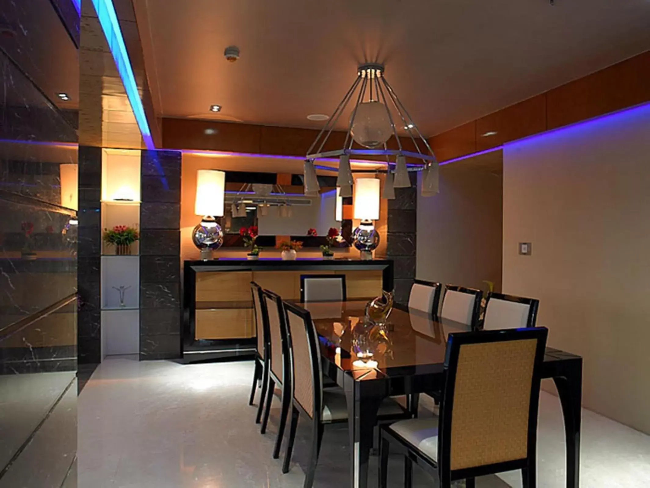 Dining area, Restaurant/Places to Eat in Royal Orchid Central Kireeti-HAMPI Hospet