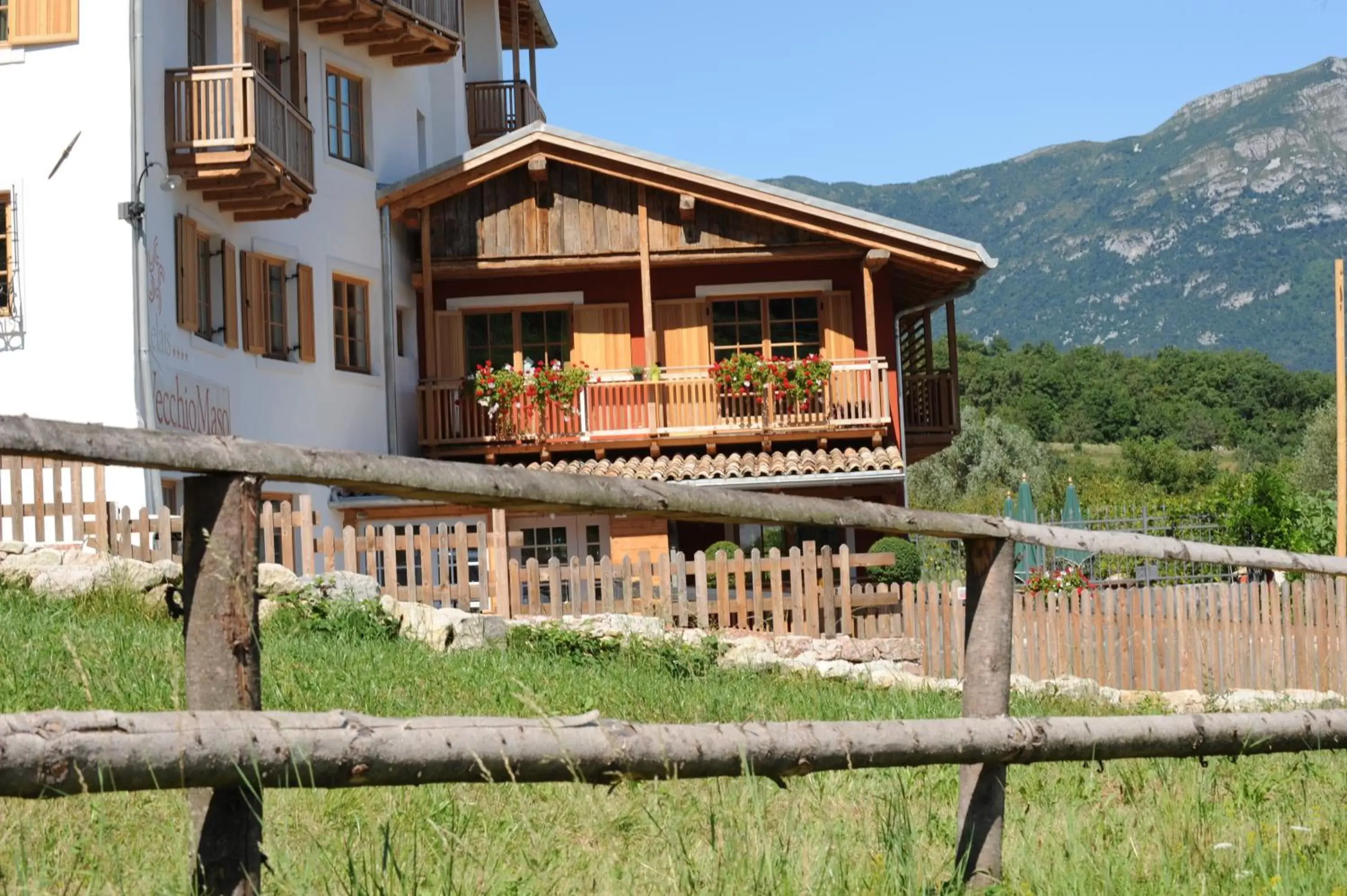 Facade/entrance, Property Building in Hotel Relais Vecchio Maso