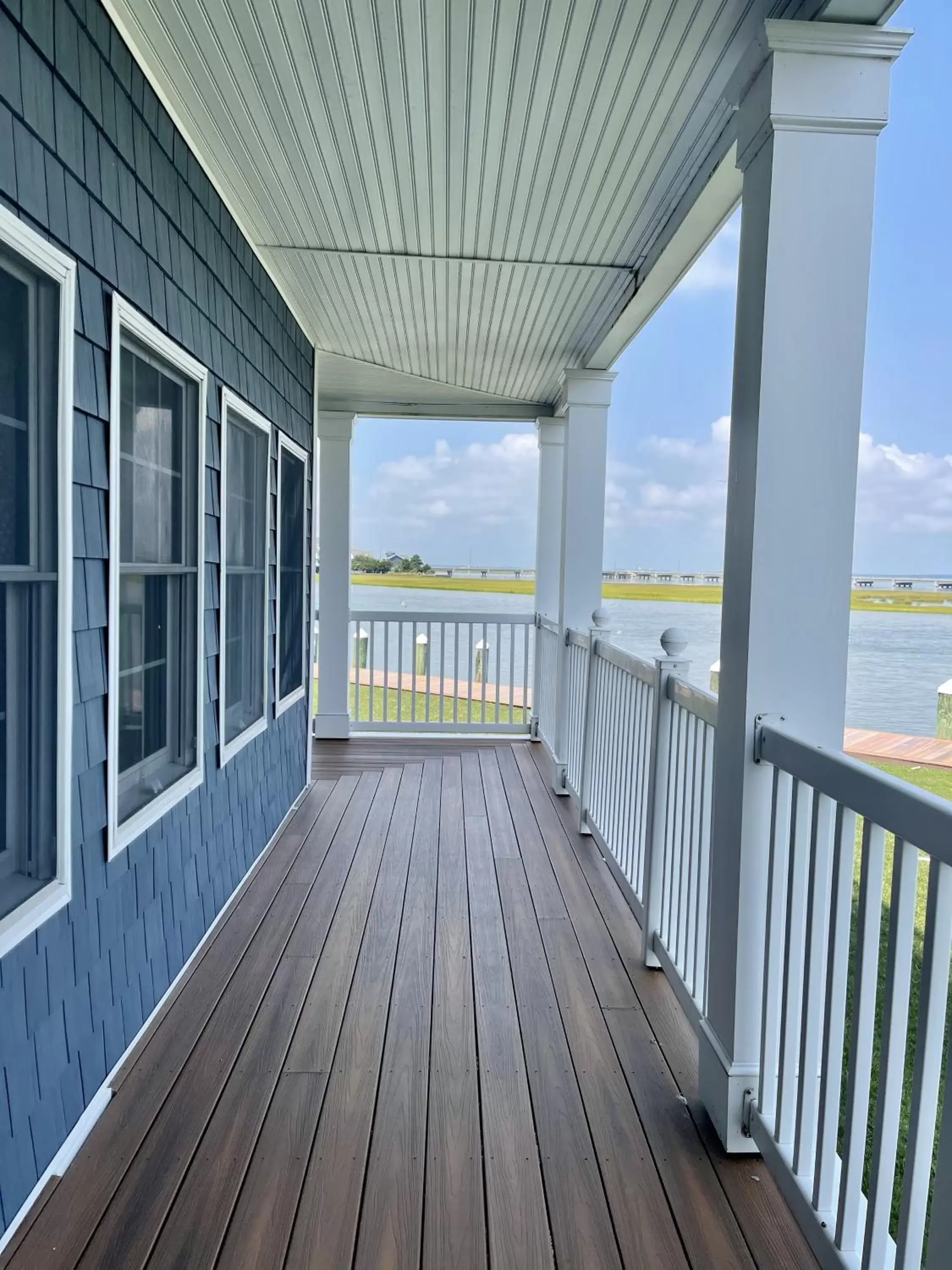 View (from property/room), Balcony/Terrace in Comfort Suites Chincoteague Island Bayfront Resort