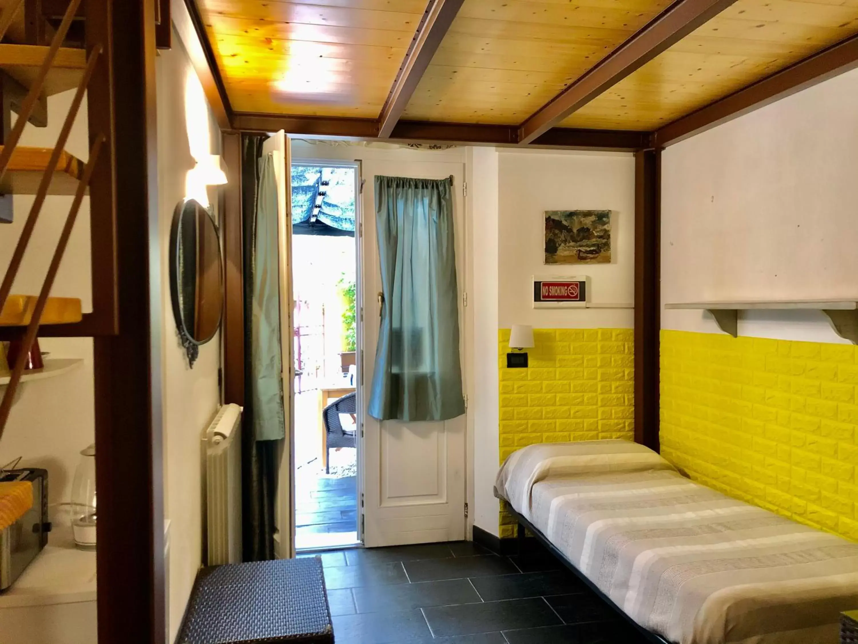 Property building, Bed in Affittacamere Monterosso 5 Terre