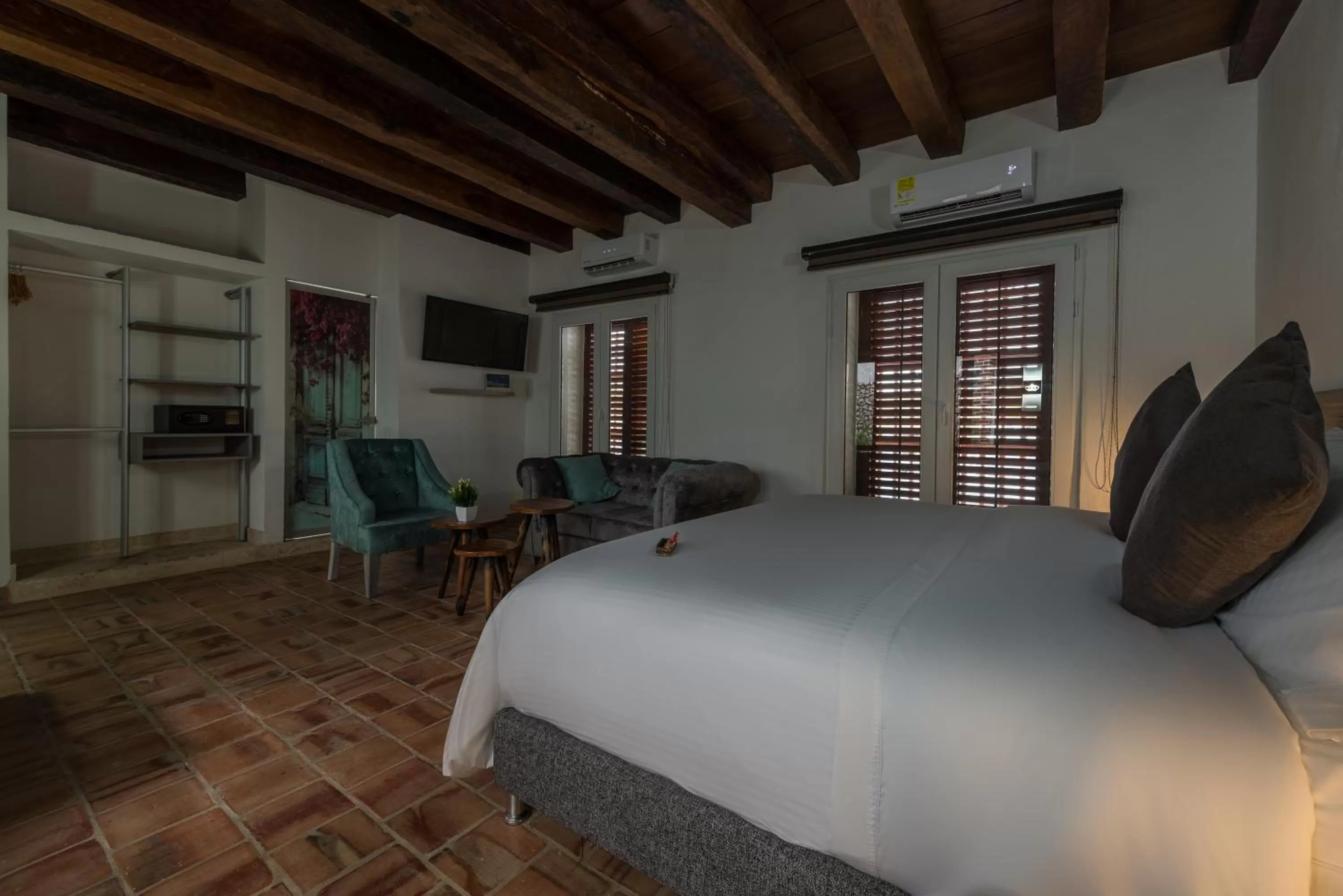 Photo of the whole room, Bed in Getsemani Cartagena Hotel