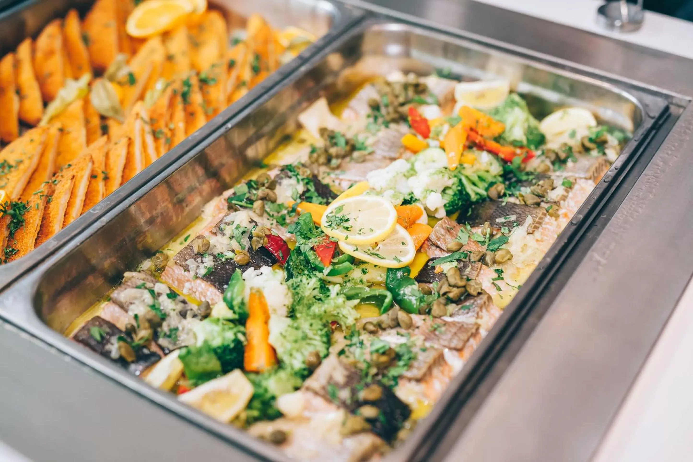 Restaurant/places to eat in Grand Muthu Forte do Vale