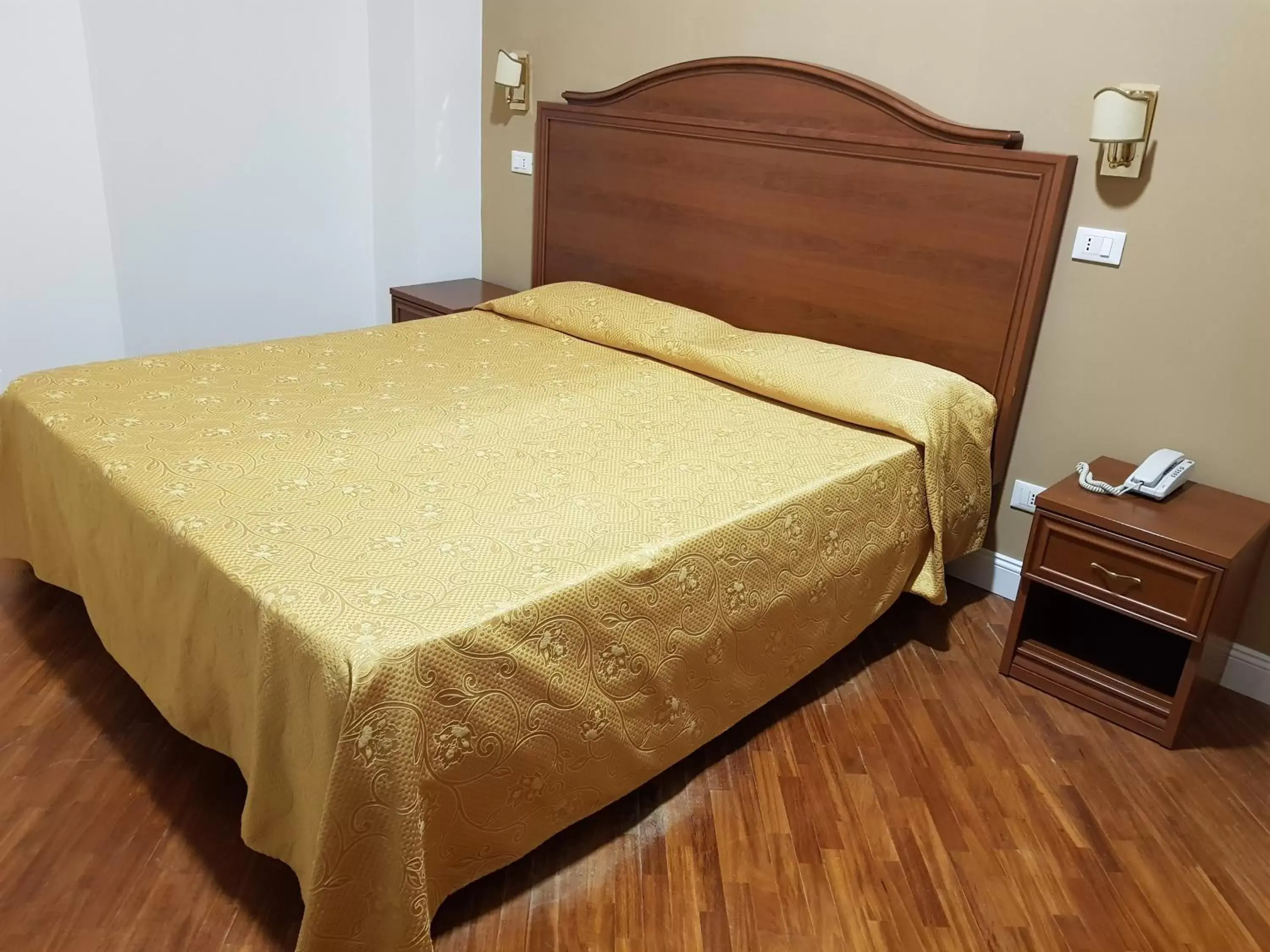 Bed in Hotel Villa Aricia