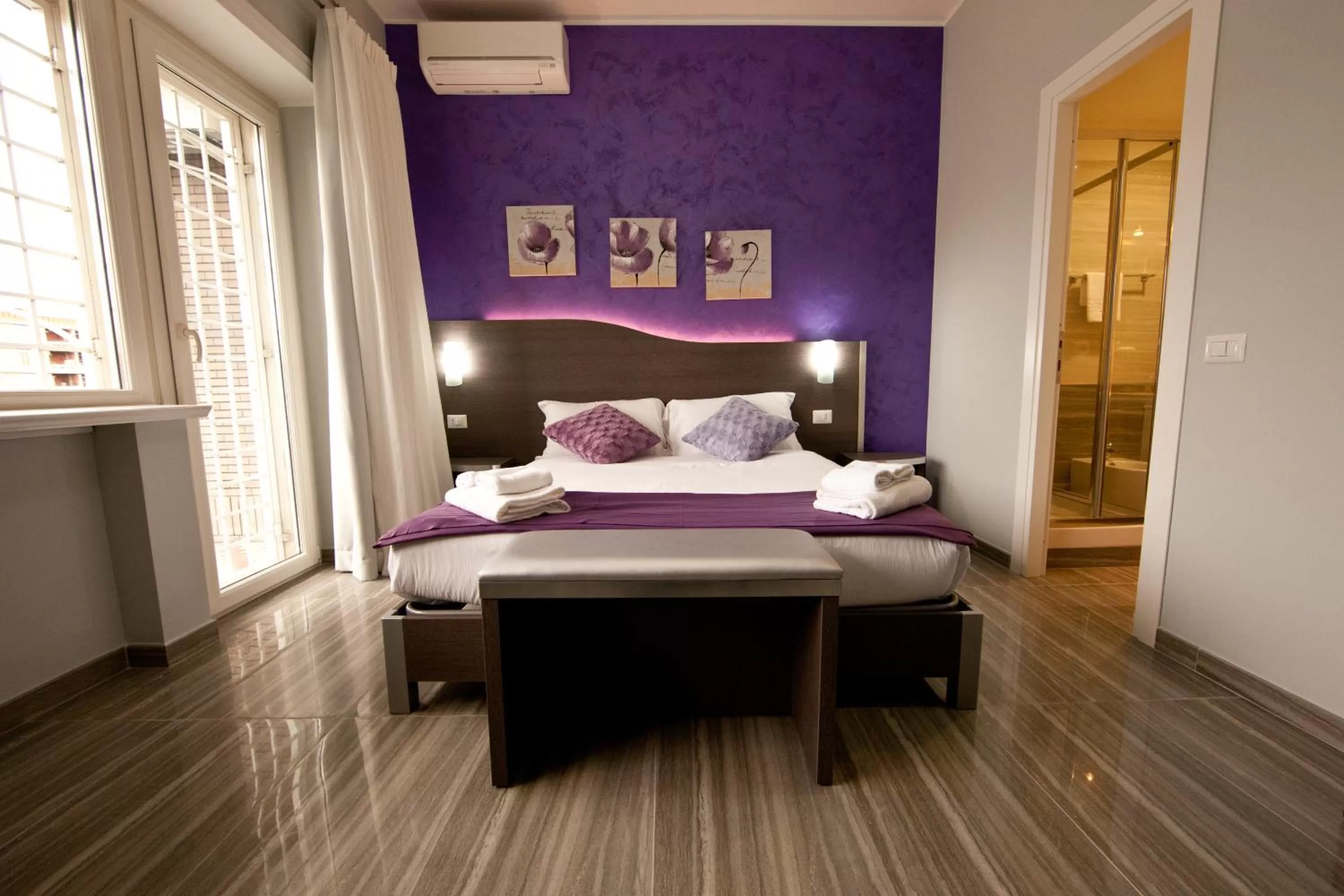 Other, Bed in Star of Rome