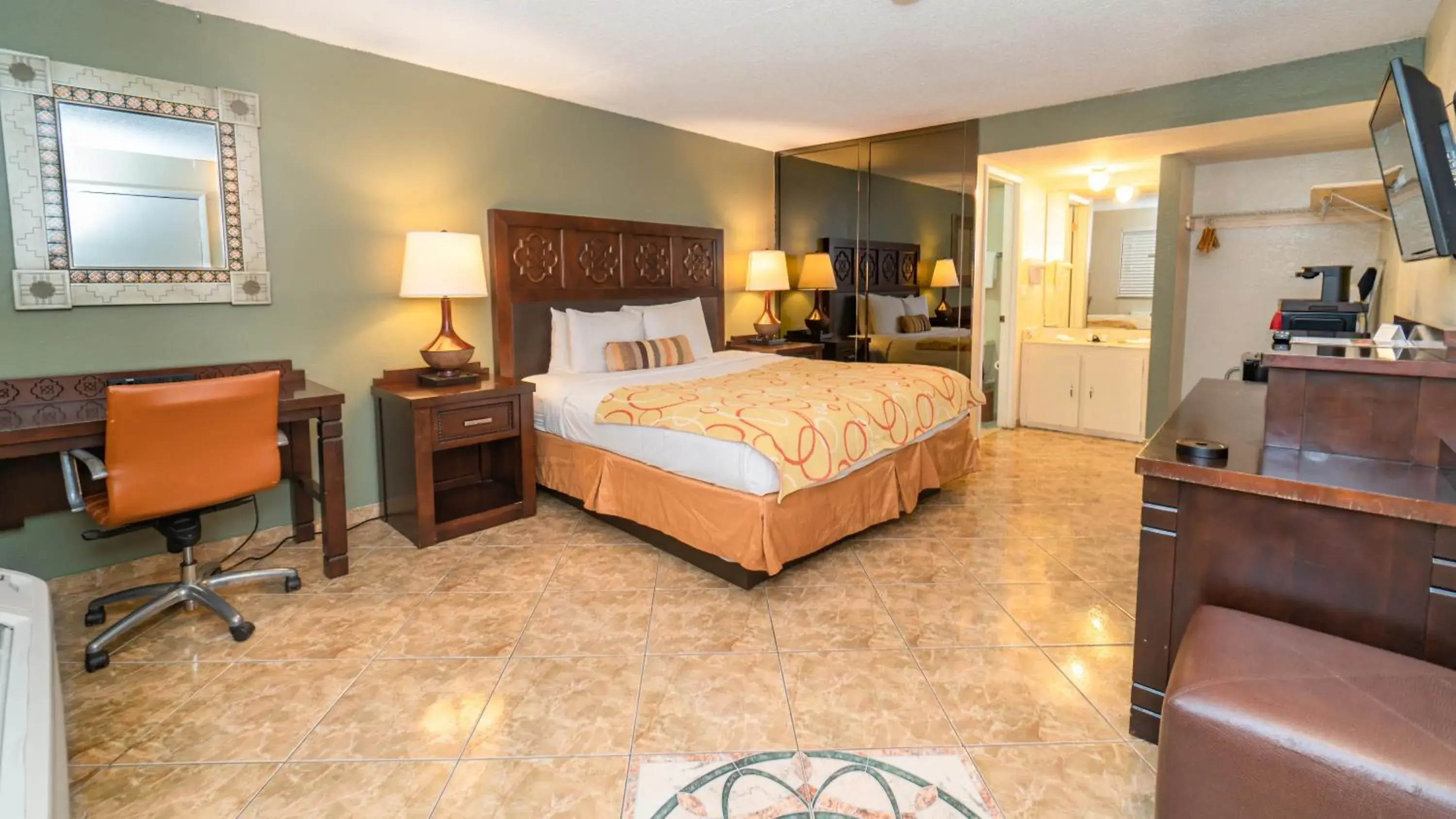 Photo of the whole room in Sevilla Inn Kissimmee- Near Disney