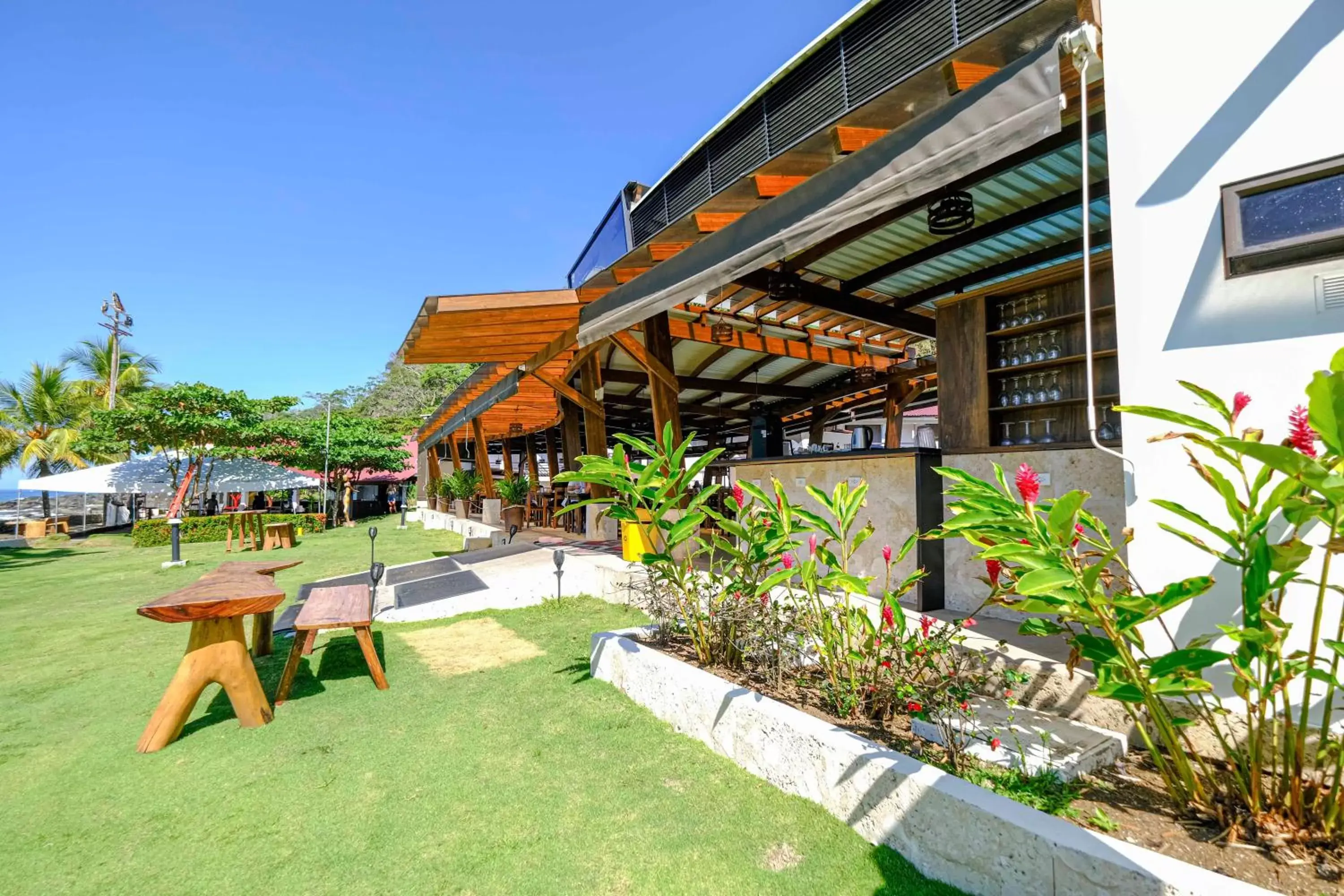 Property Building in Hotel Terraza del Pacifico