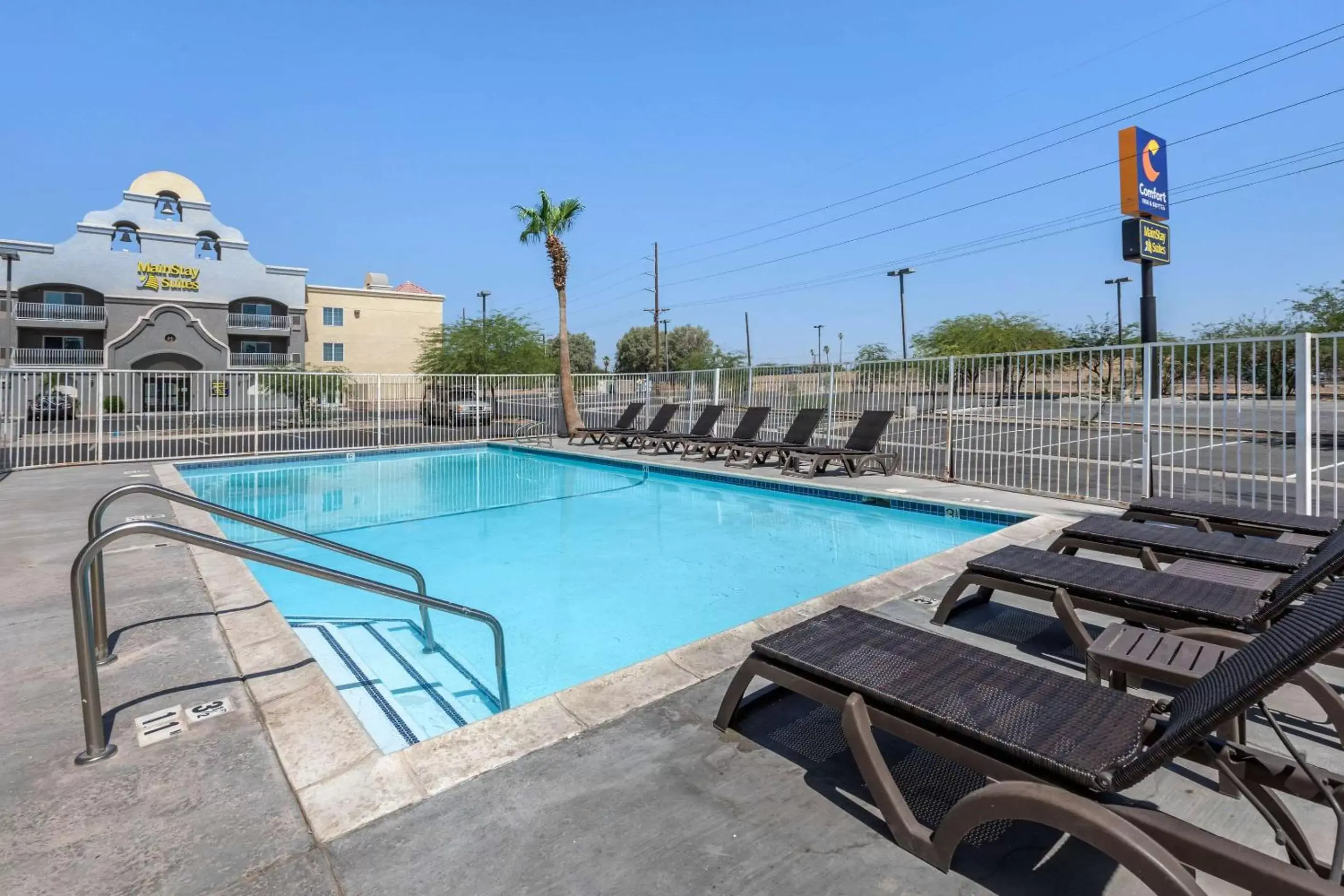 On site, Swimming Pool in Comfort Inn & Suites El Centro I-8