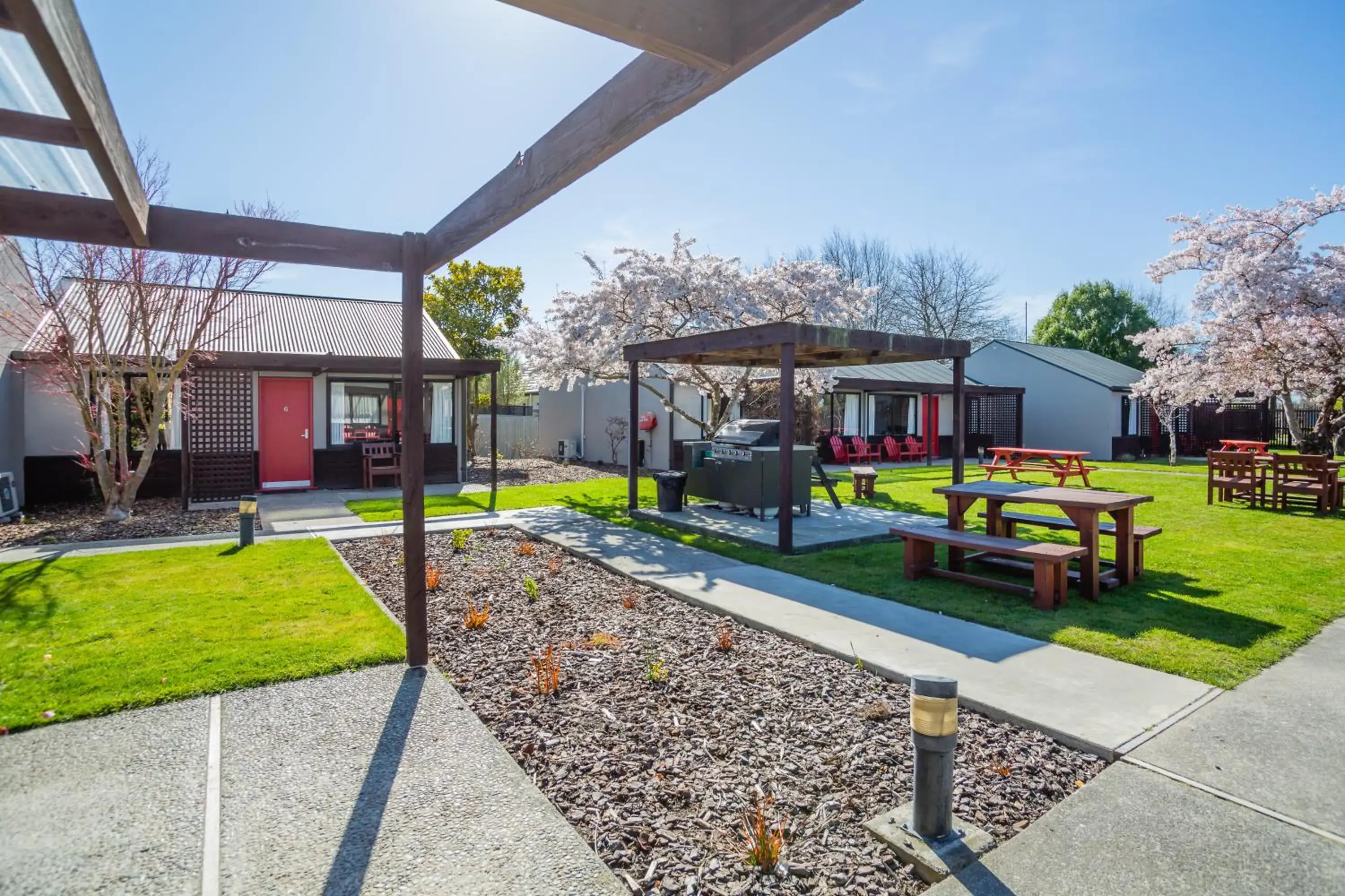 Patio, Property Building in Christchurch Park Motel