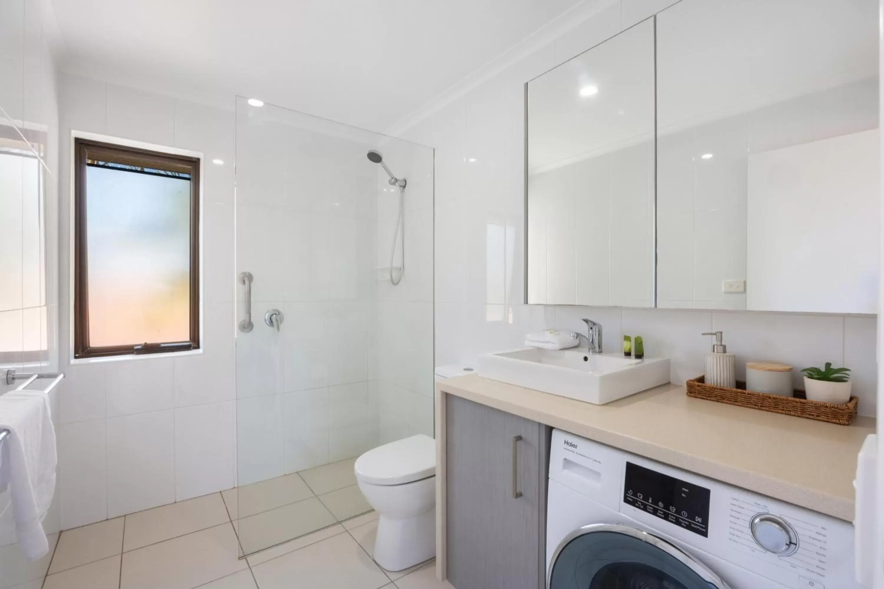 Bathroom in Wolngarin Holiday Resort Noosa