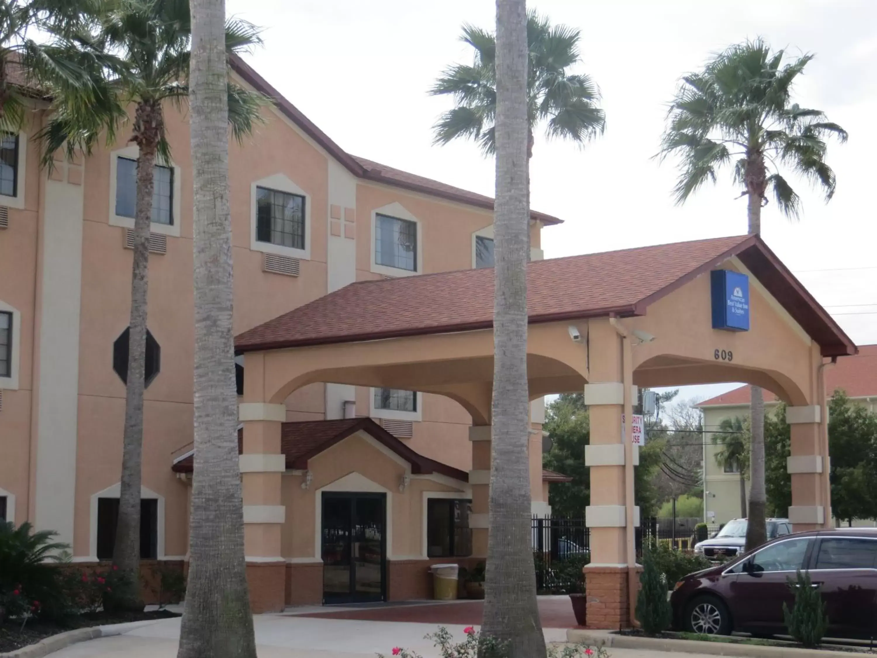 Facade/entrance, Property Building in Americas Best Value Inn and Suites Houston FM 1960