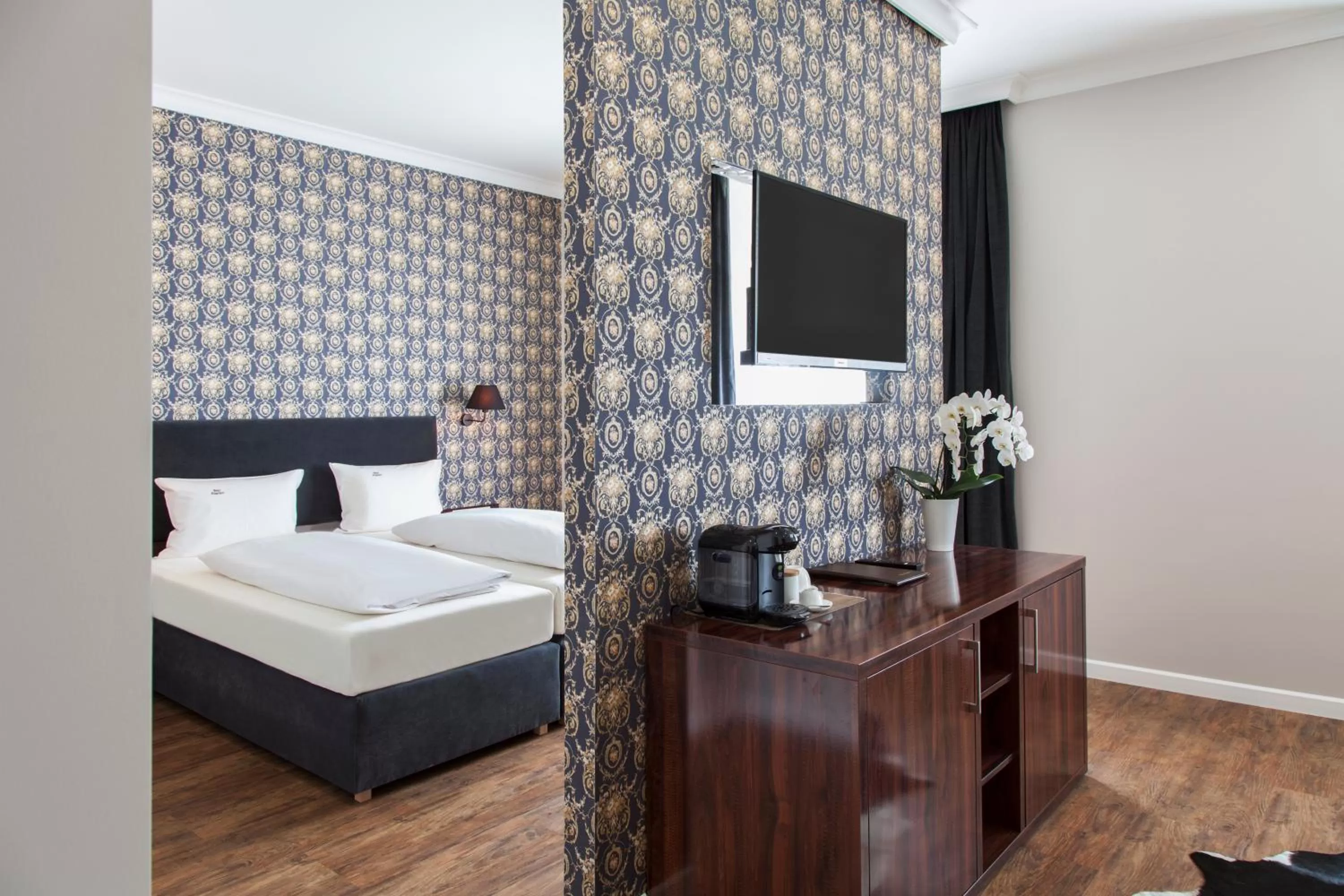 Bed in Hotel Engelbert