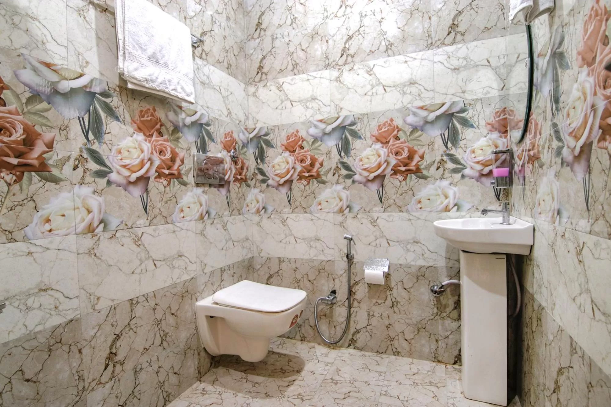 Bathroom in FabHotel Meridian Inn