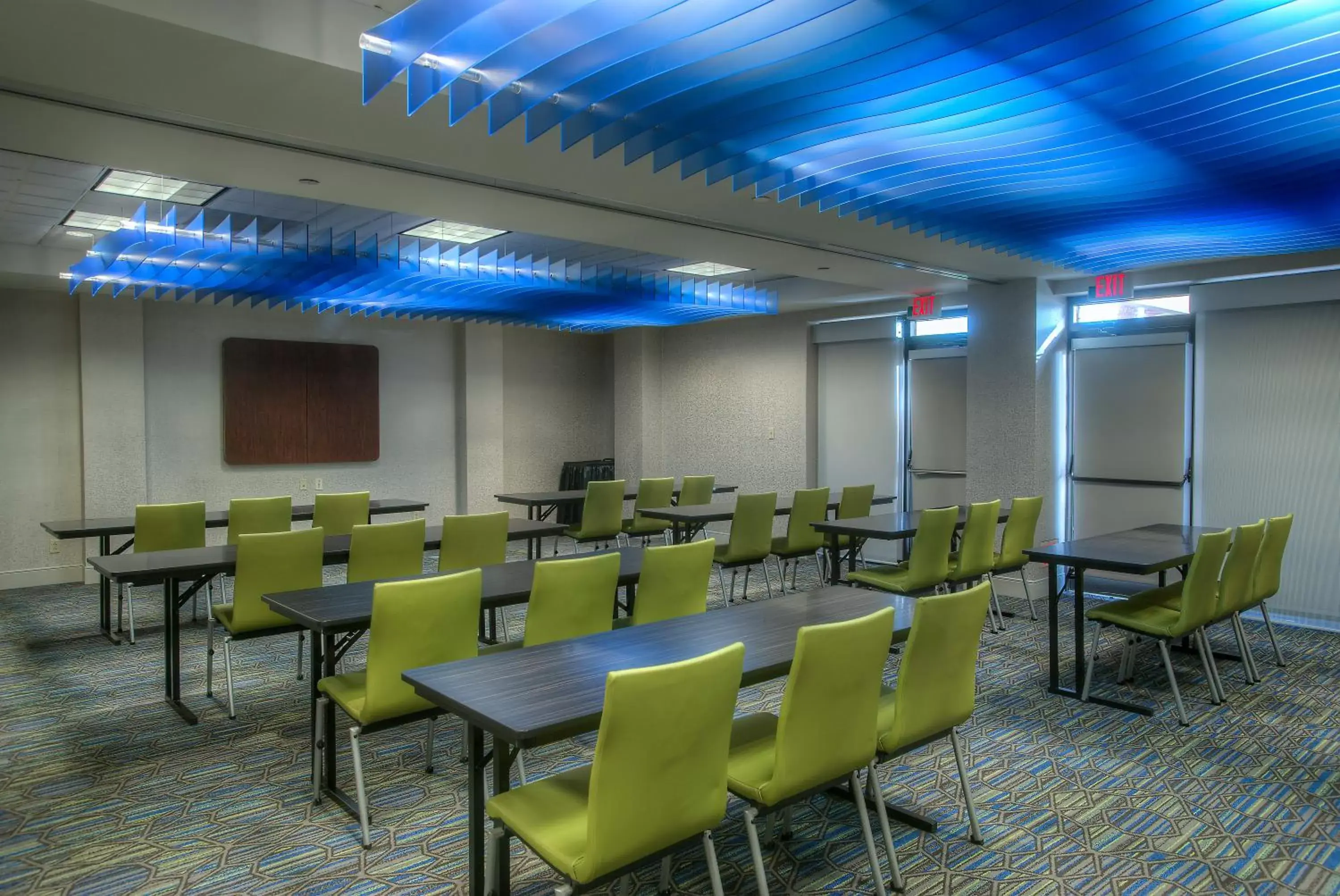 Meeting/conference room in Holiday Inn Express Hotel & Suites Tempe, an IHG Hotel