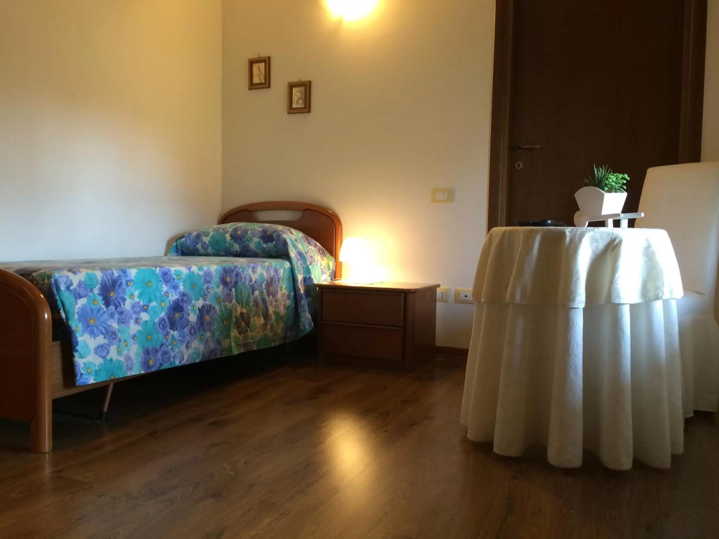 Photo of the whole room, Bed in Casa Pellis