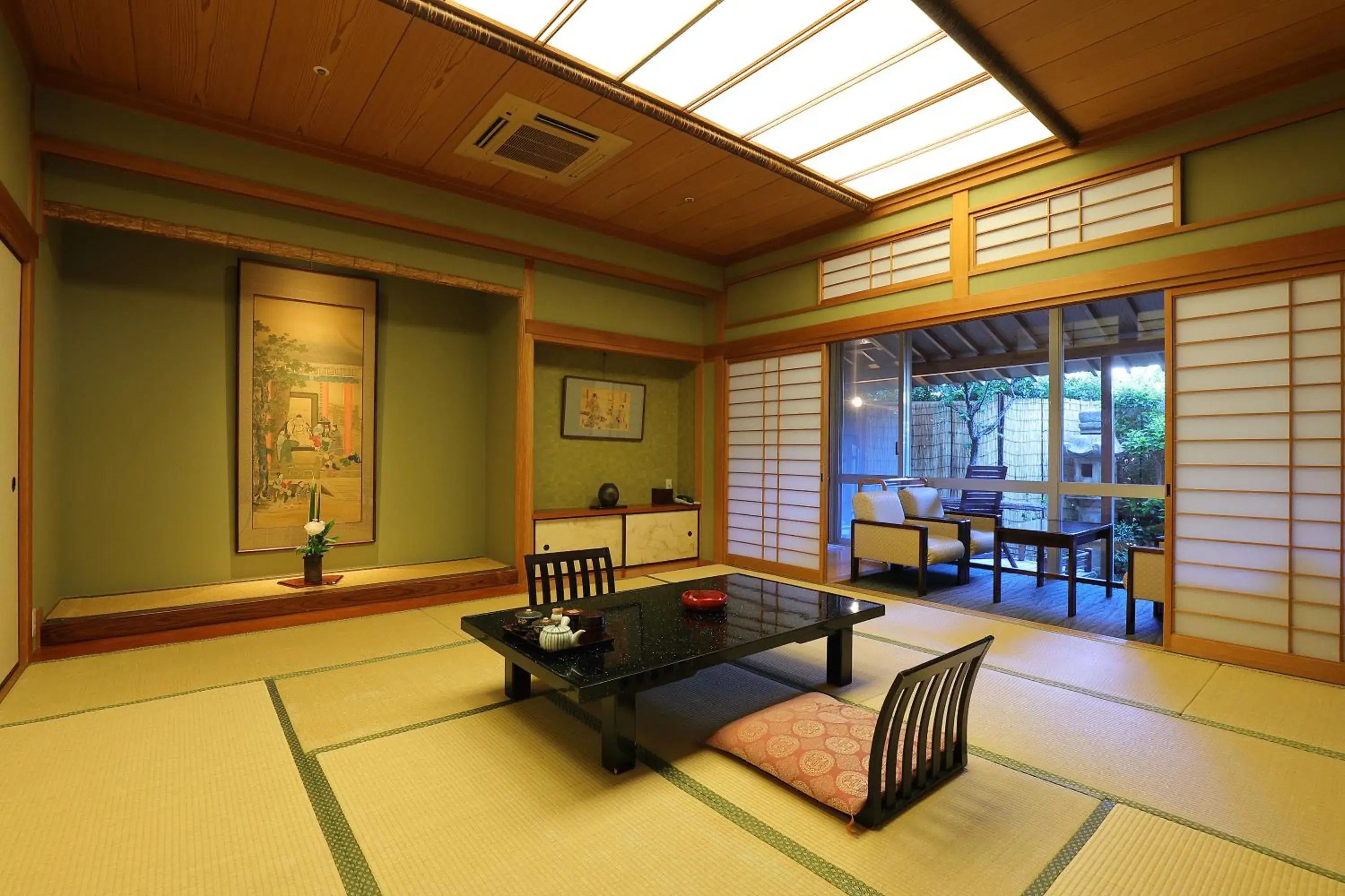 Living room in Ryokan Arima Gyoen