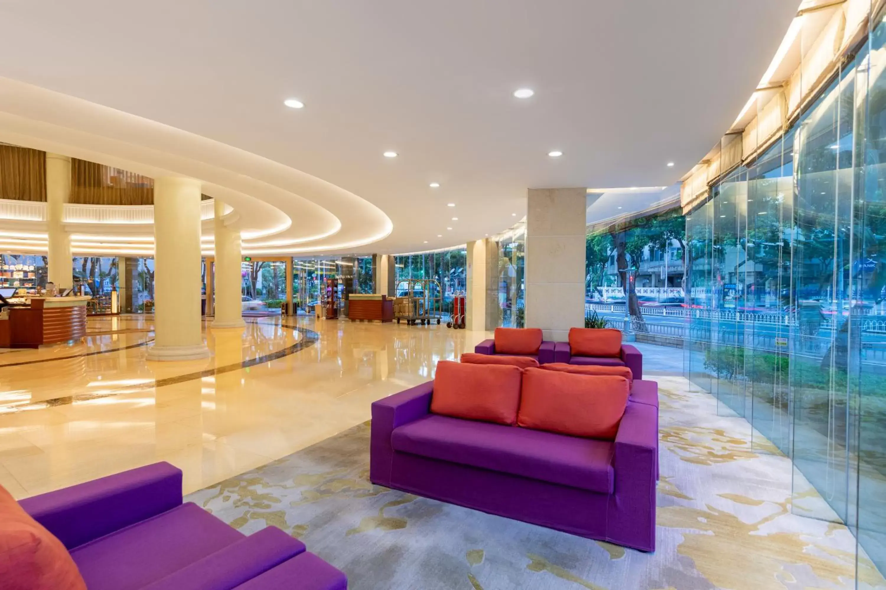 Seating area, Lobby/Reception in Guangdong Hotel (Zhuhai)