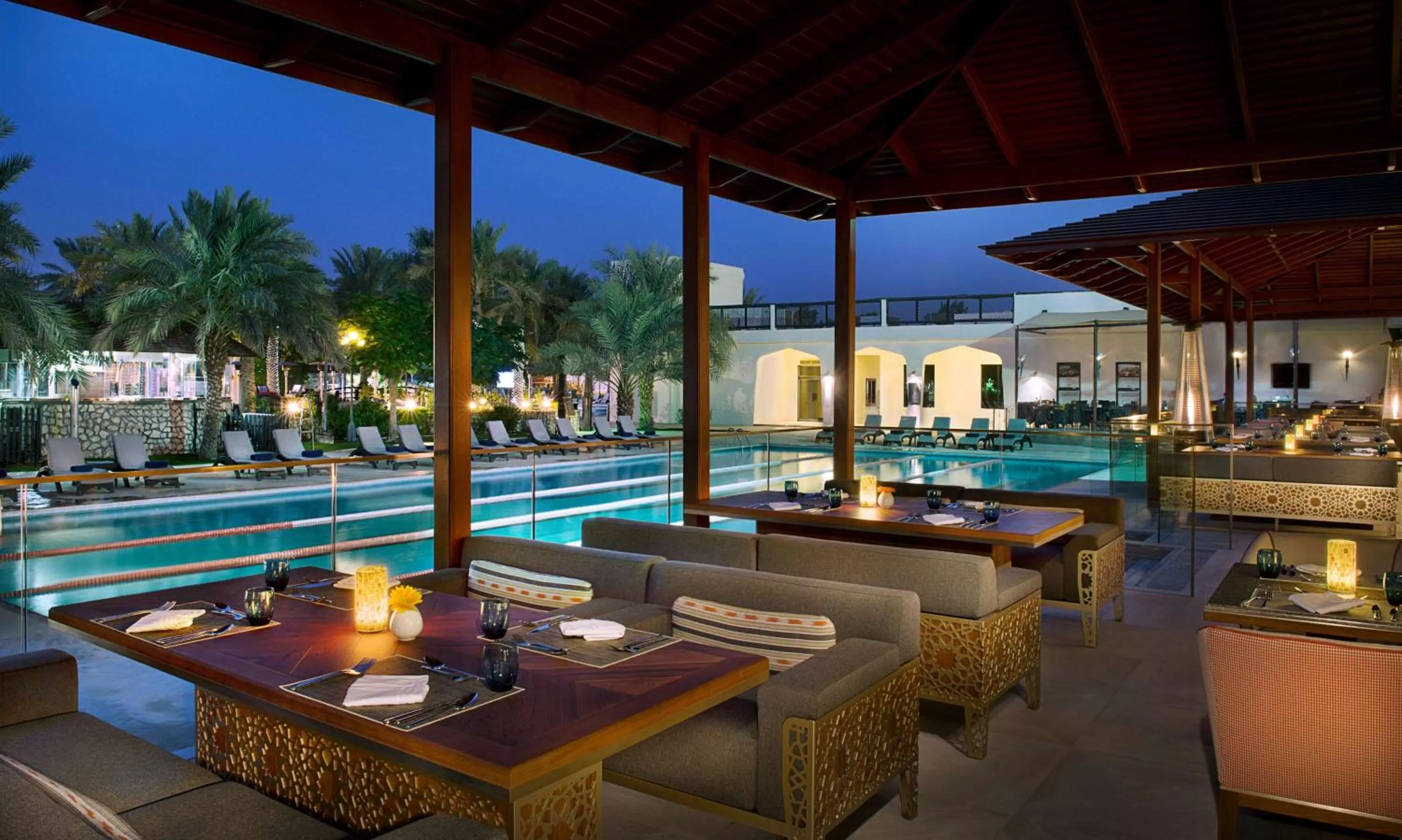 Restaurant/places to eat in Radisson Blu Hotel & Resort, Al Ain