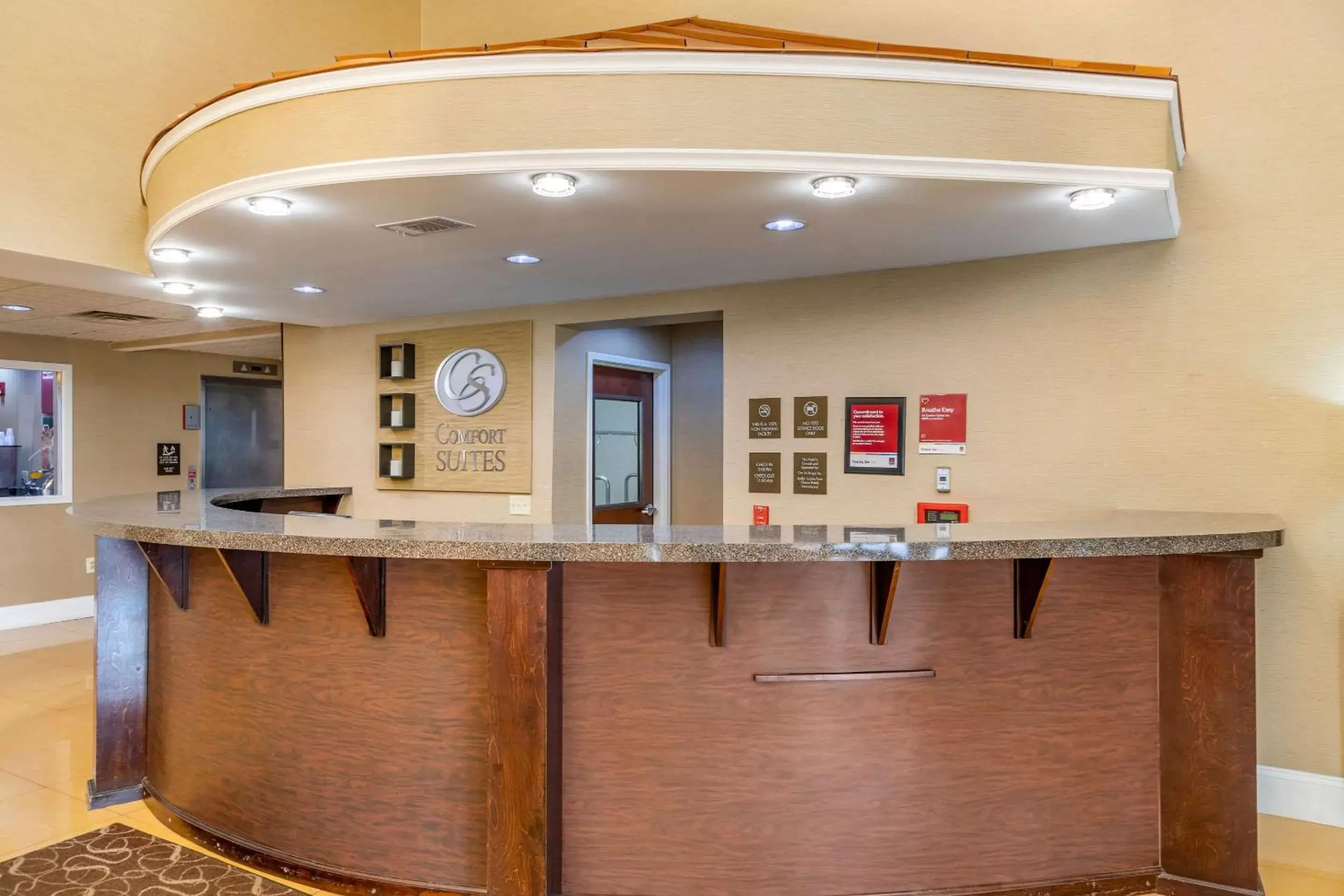 Lobby or reception, Lobby/Reception in Comfort Suites Savannah Gateway I-95