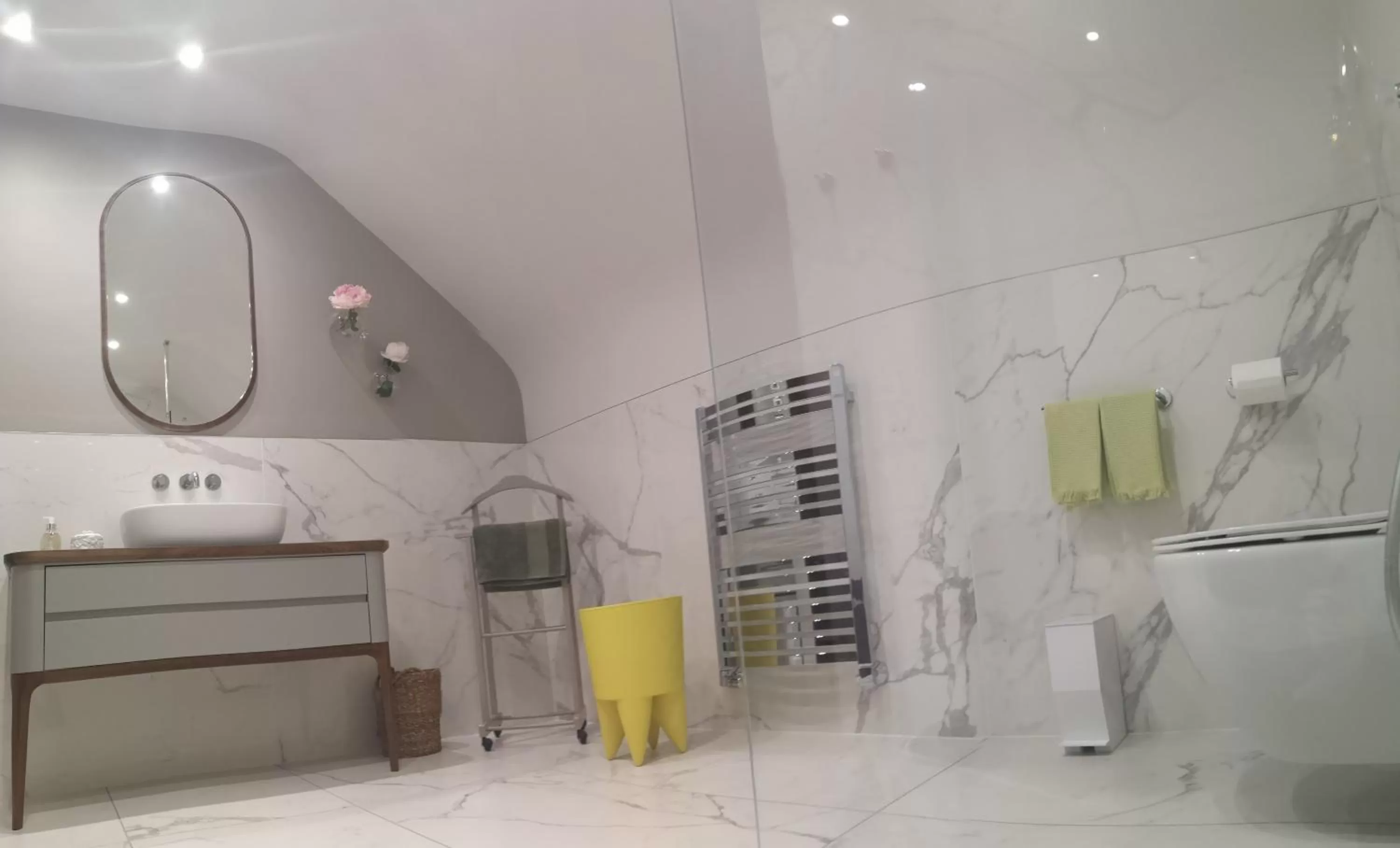 Bathroom in Maison et Florescence