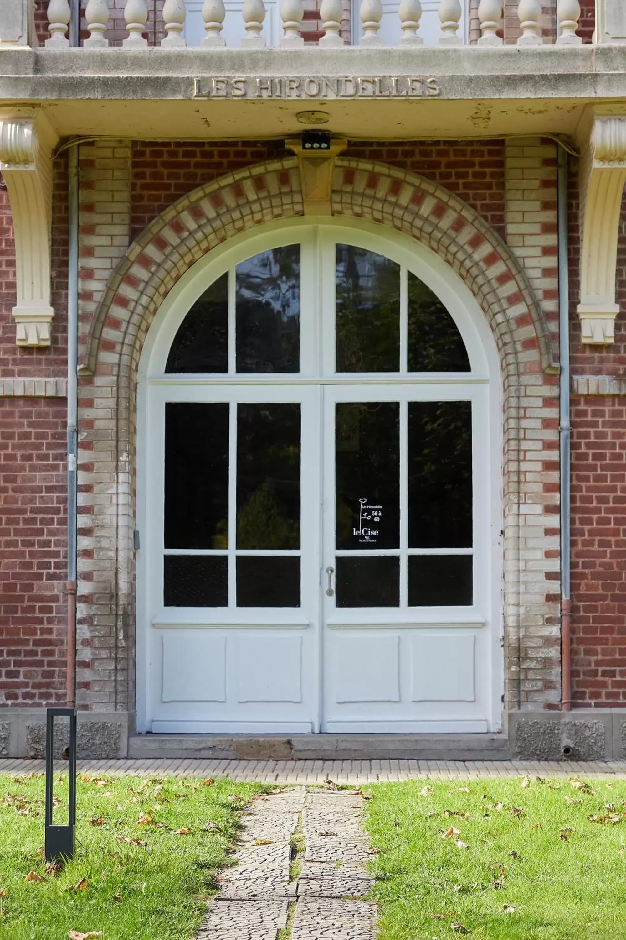 Property Building in Le Cise, The Originals Relais (Relais du Silence)