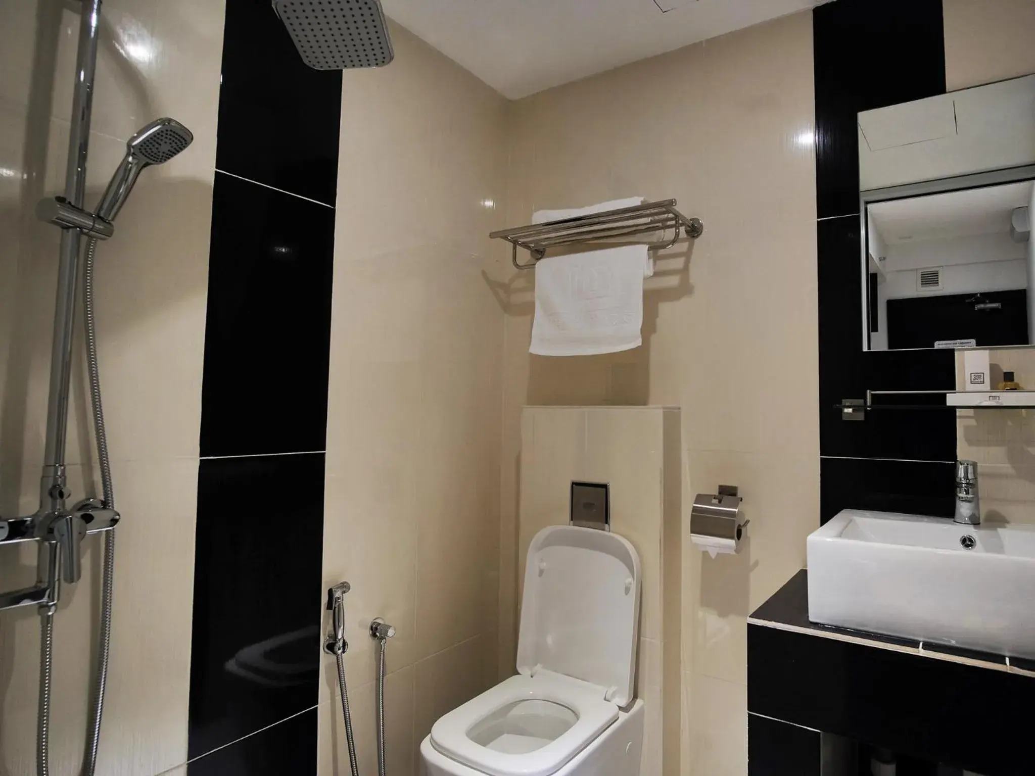 Bathroom in InnB Park Hotel