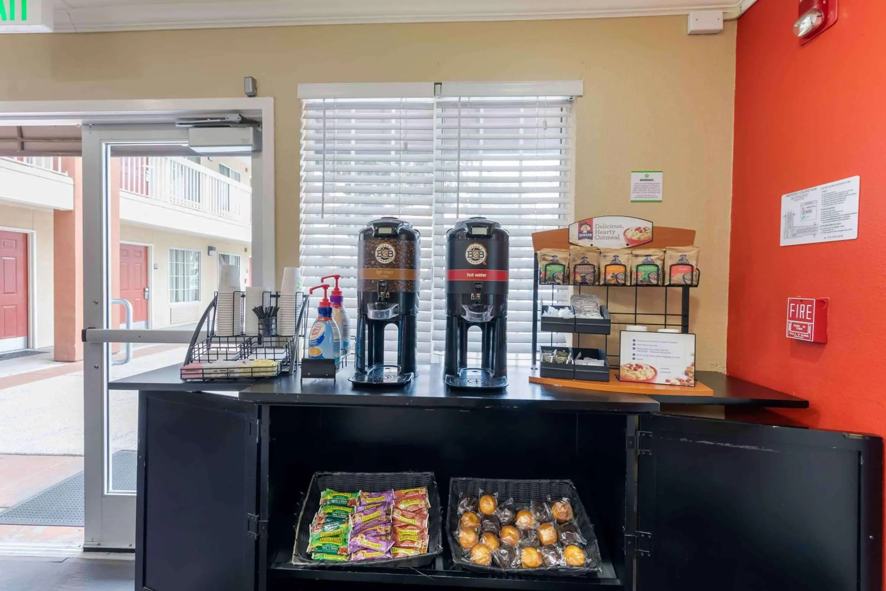 Breakfast in Extended Stay America Suites - Orange County - Brea