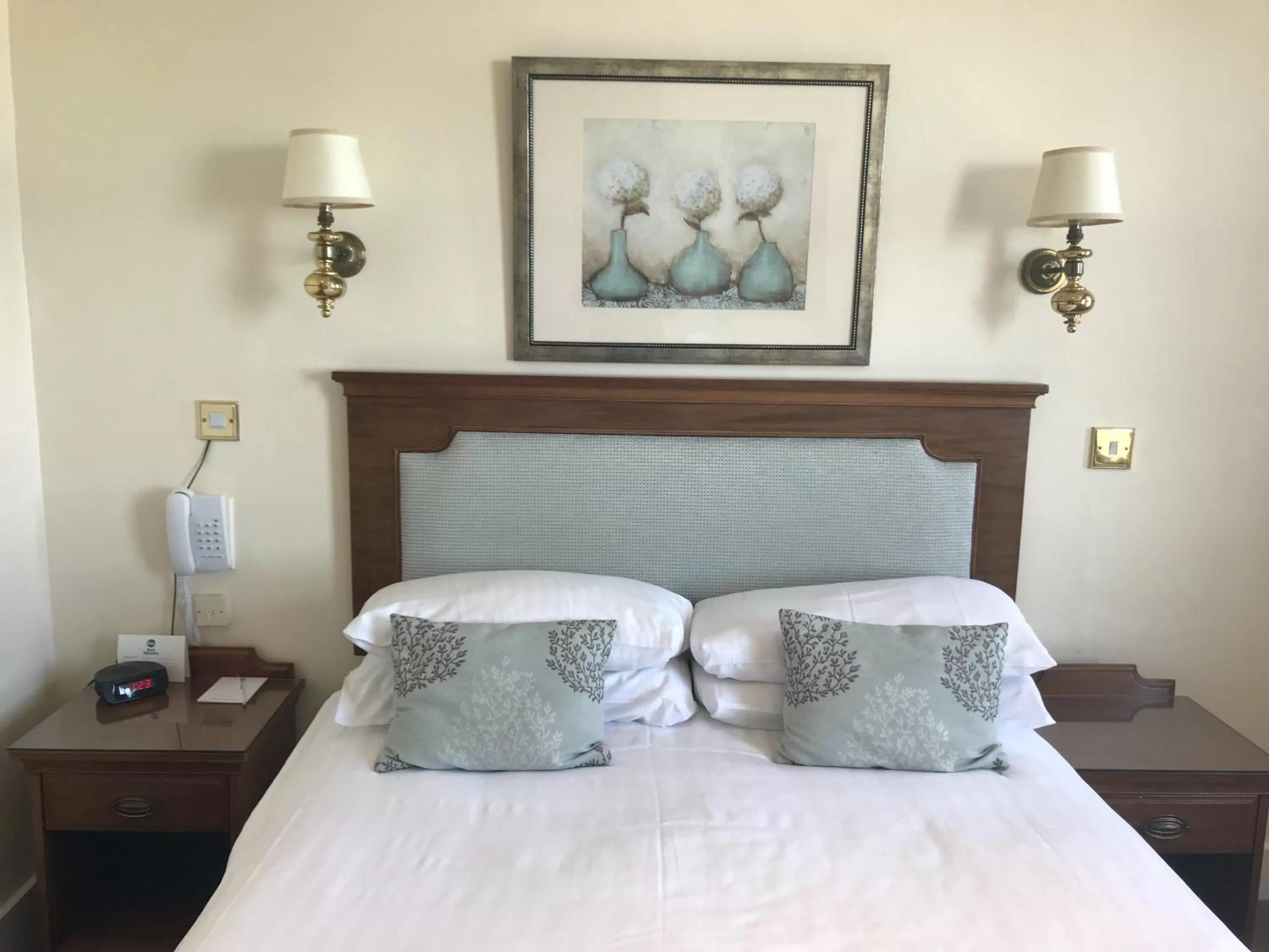 Bedroom, Bed in The Lansdowne, Eastbourne