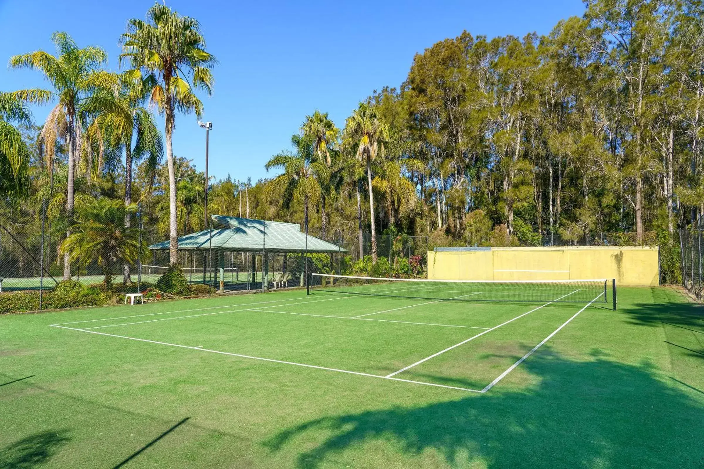 Tennis court, Tennis/Squash in ULTIQA Village Resort