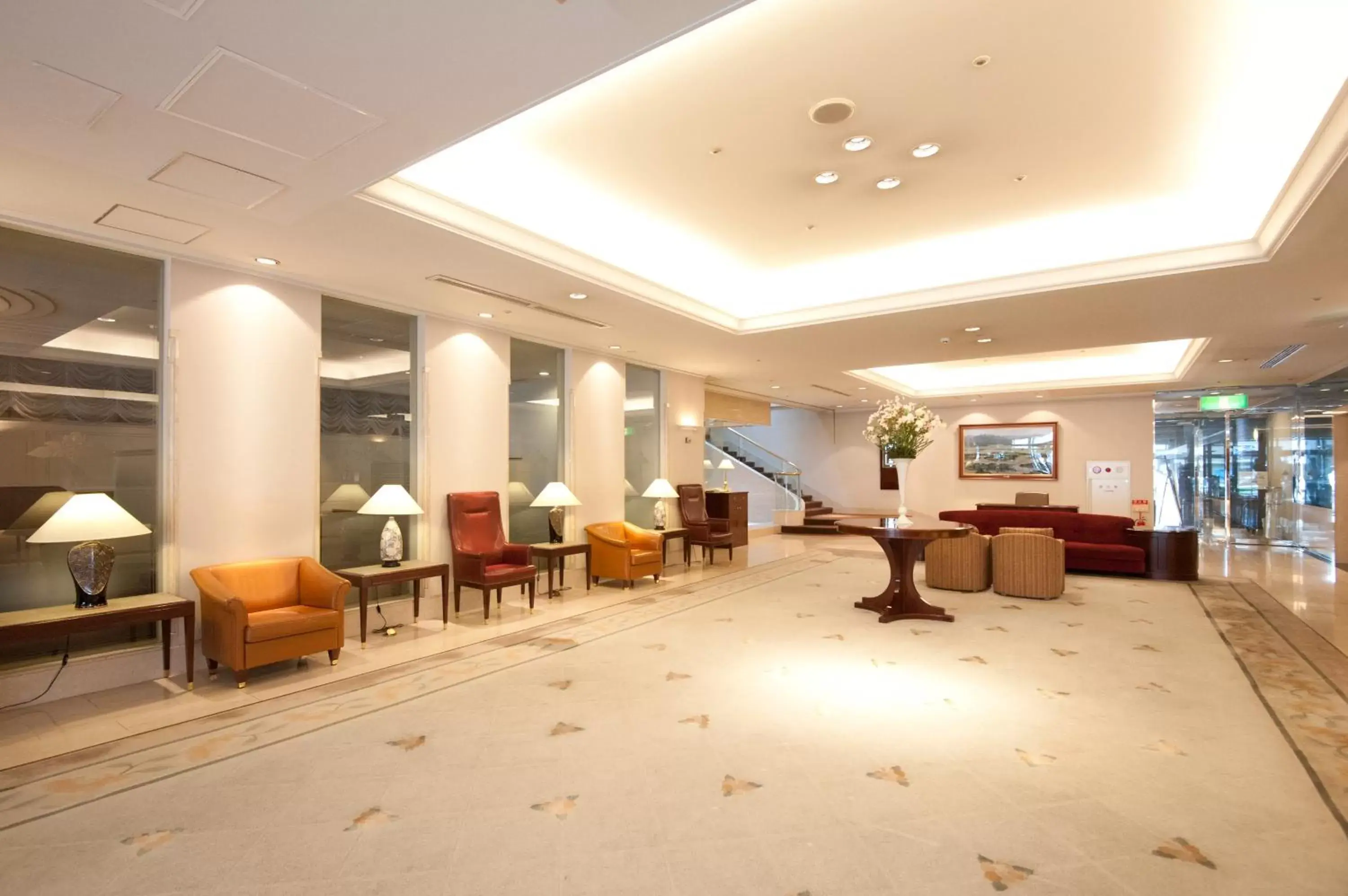 Lobby or reception in Hotel Sunroute Niigata