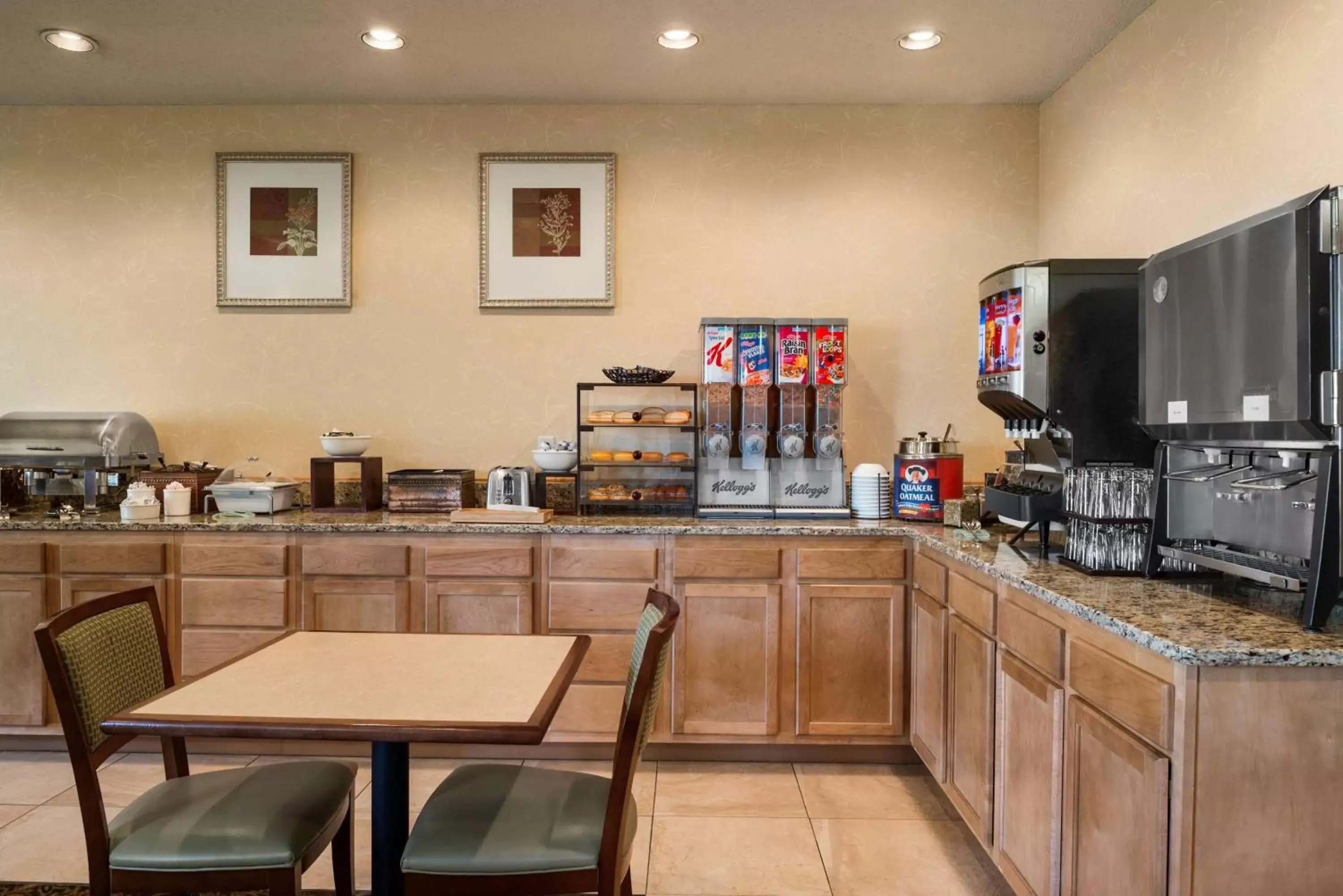 Restaurant/Places to Eat in Country Inn & Suites by Radisson, Stevens Point, WI