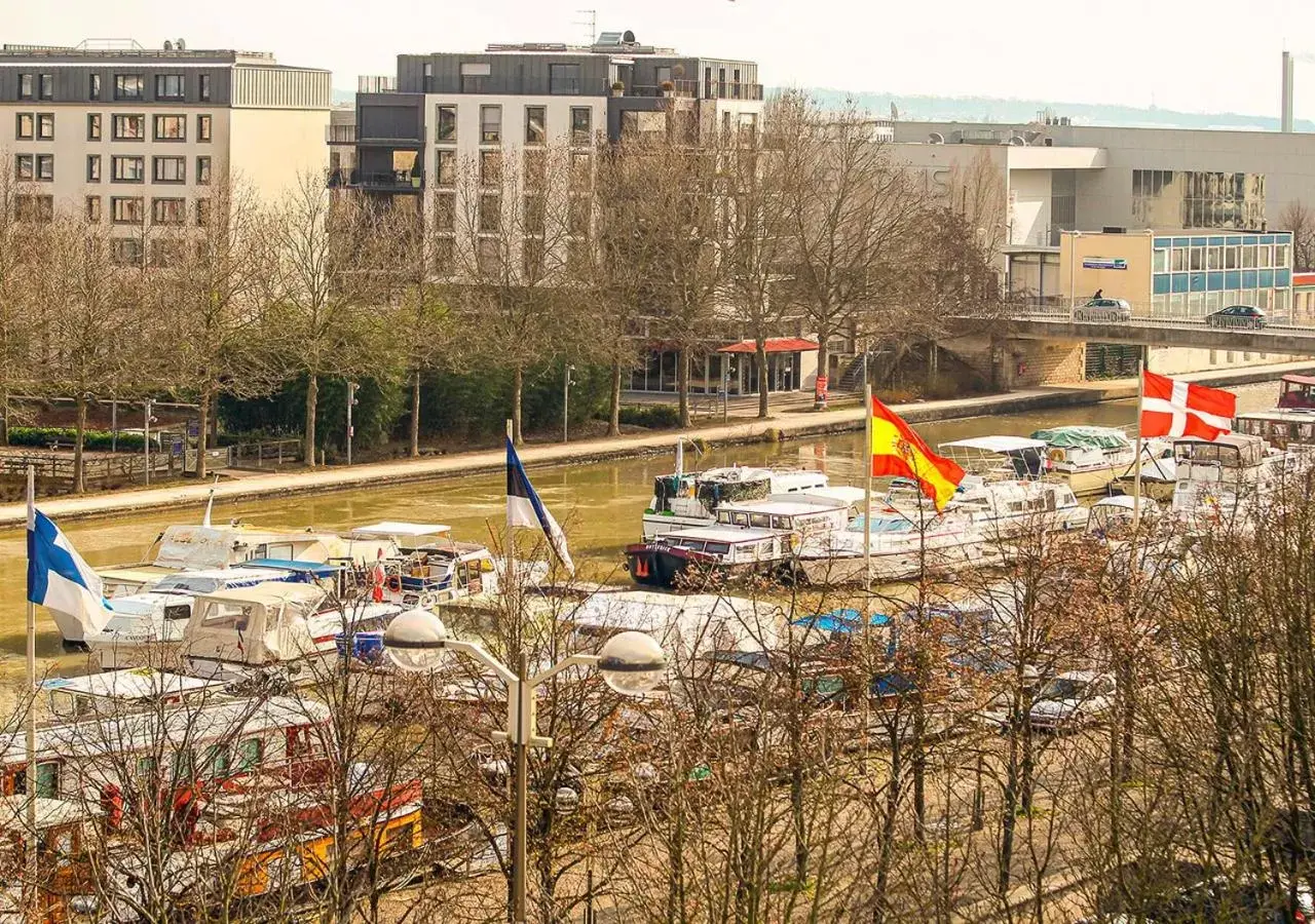 City view, Children's Play Area in ibis Nancy Centre Sainte Catherine