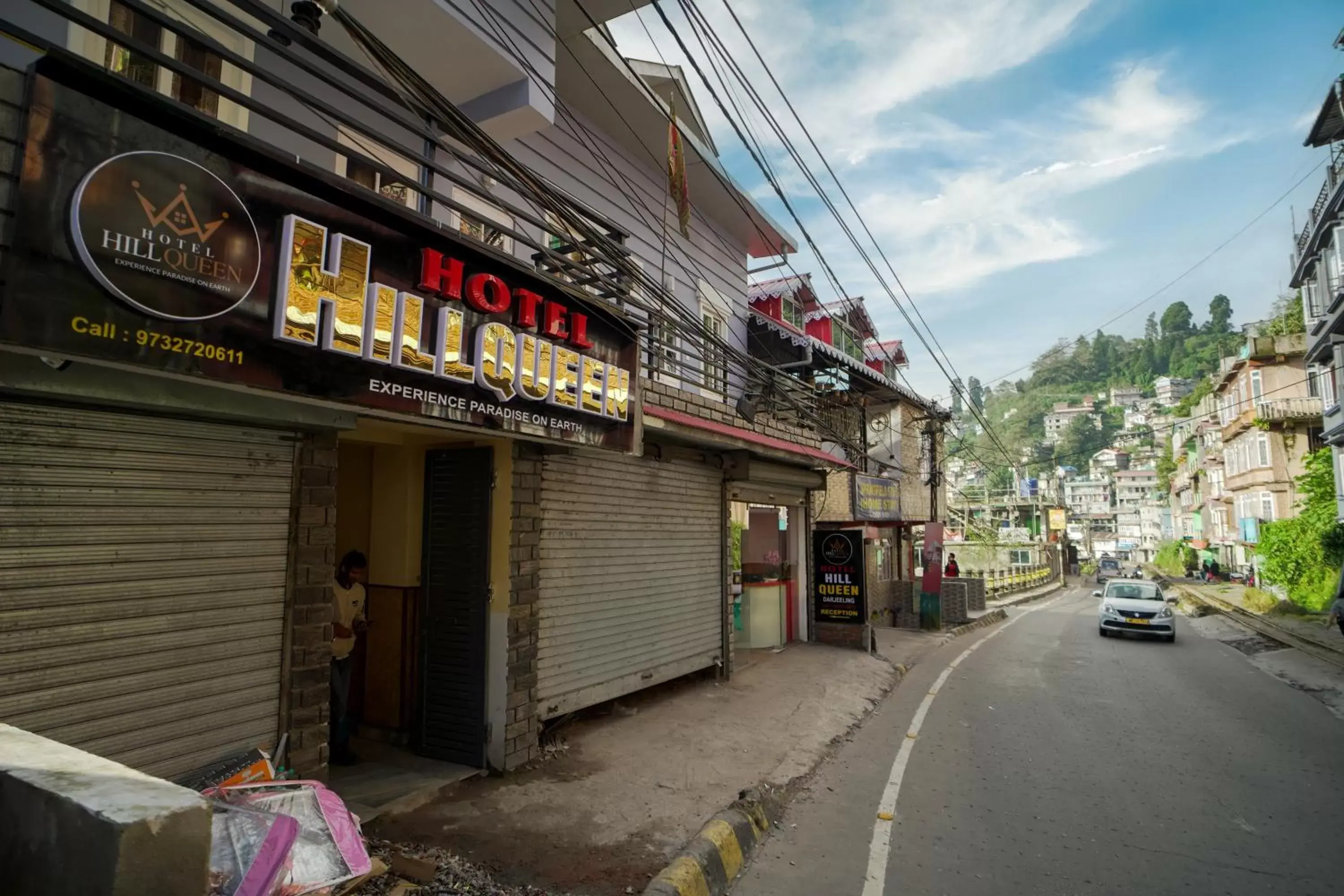 Property building in Hotel Hill Queen near Sherpa Gumba Darjeeling Mall 5 Min Couple Friendly Property building in Hotel Hill Queen near Sherpa Gumba Darjeeling Mall 5 Min Couple Friendly