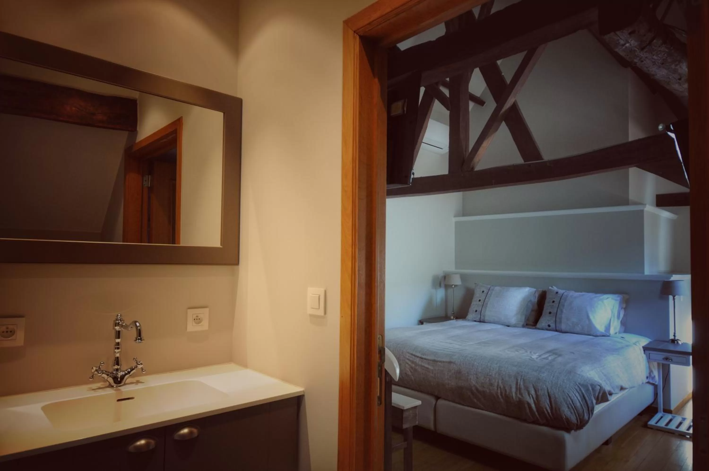 Bathroom, Bed in B&B Stillant