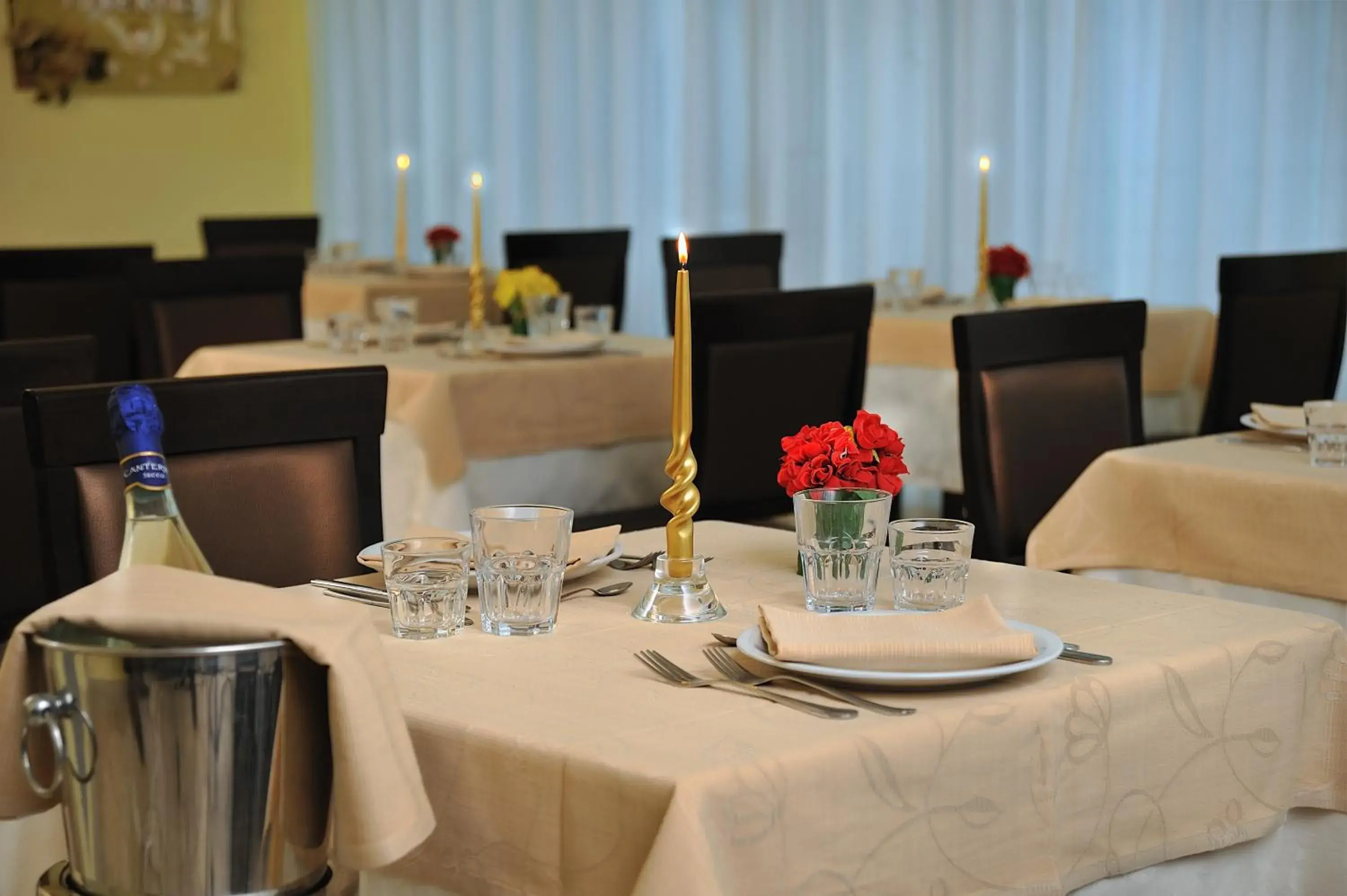 Decorative detail, Restaurant/Places to Eat in Hotel Tiberius