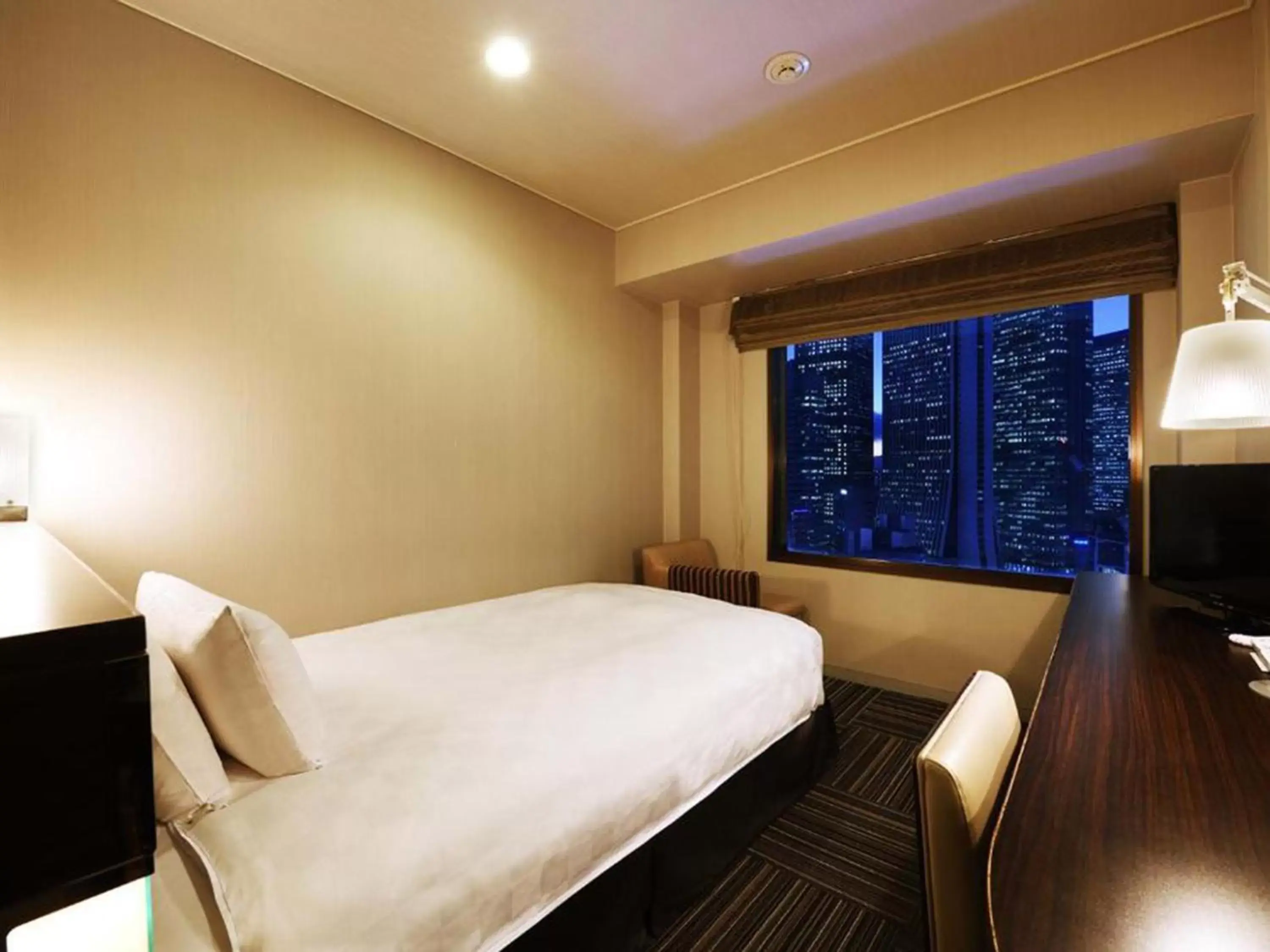 Photo of the whole room, Bed in Shinjuku Prince Hotel