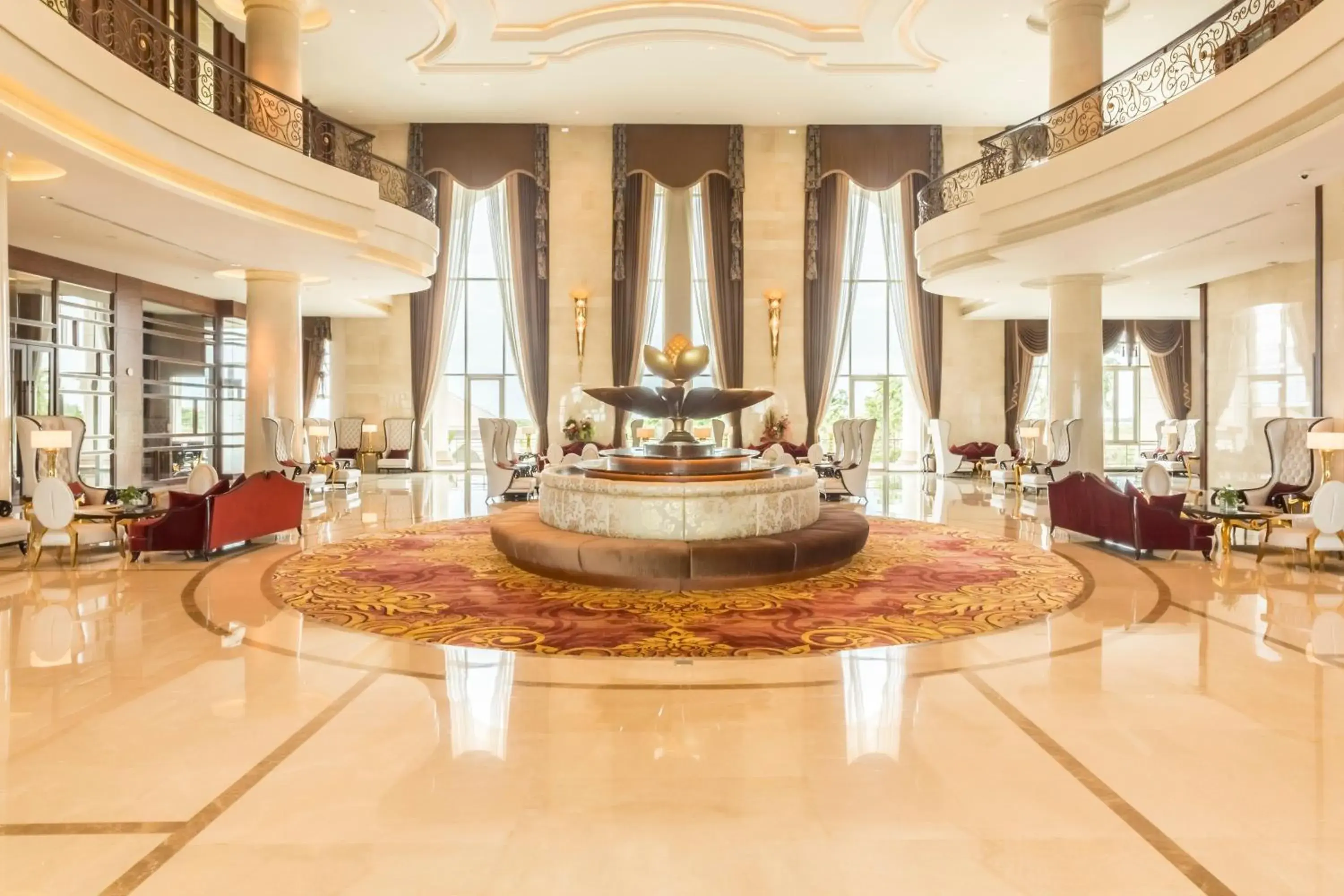 Lobby or reception, Lounge/Bar in Garden City Hotel