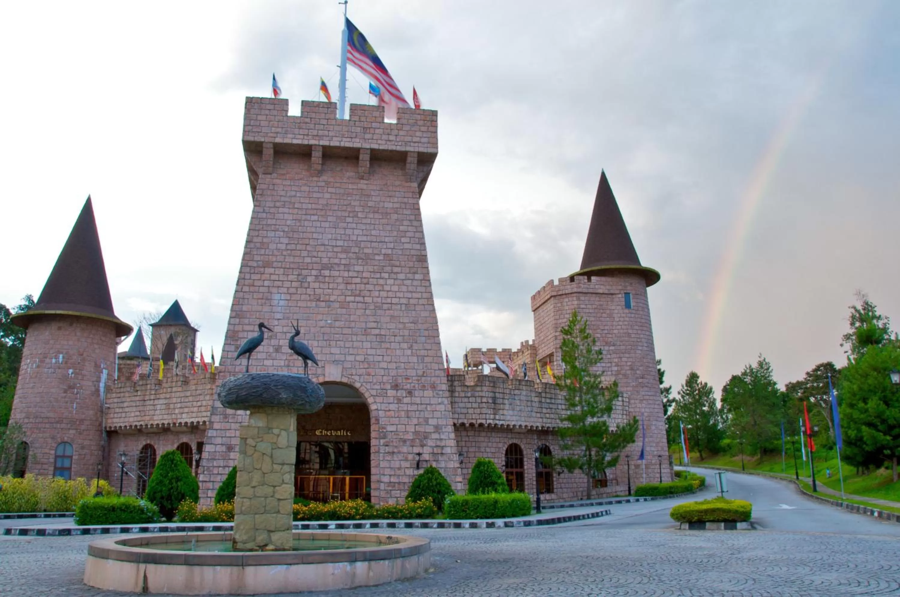 Property building in Colmar Tropicale