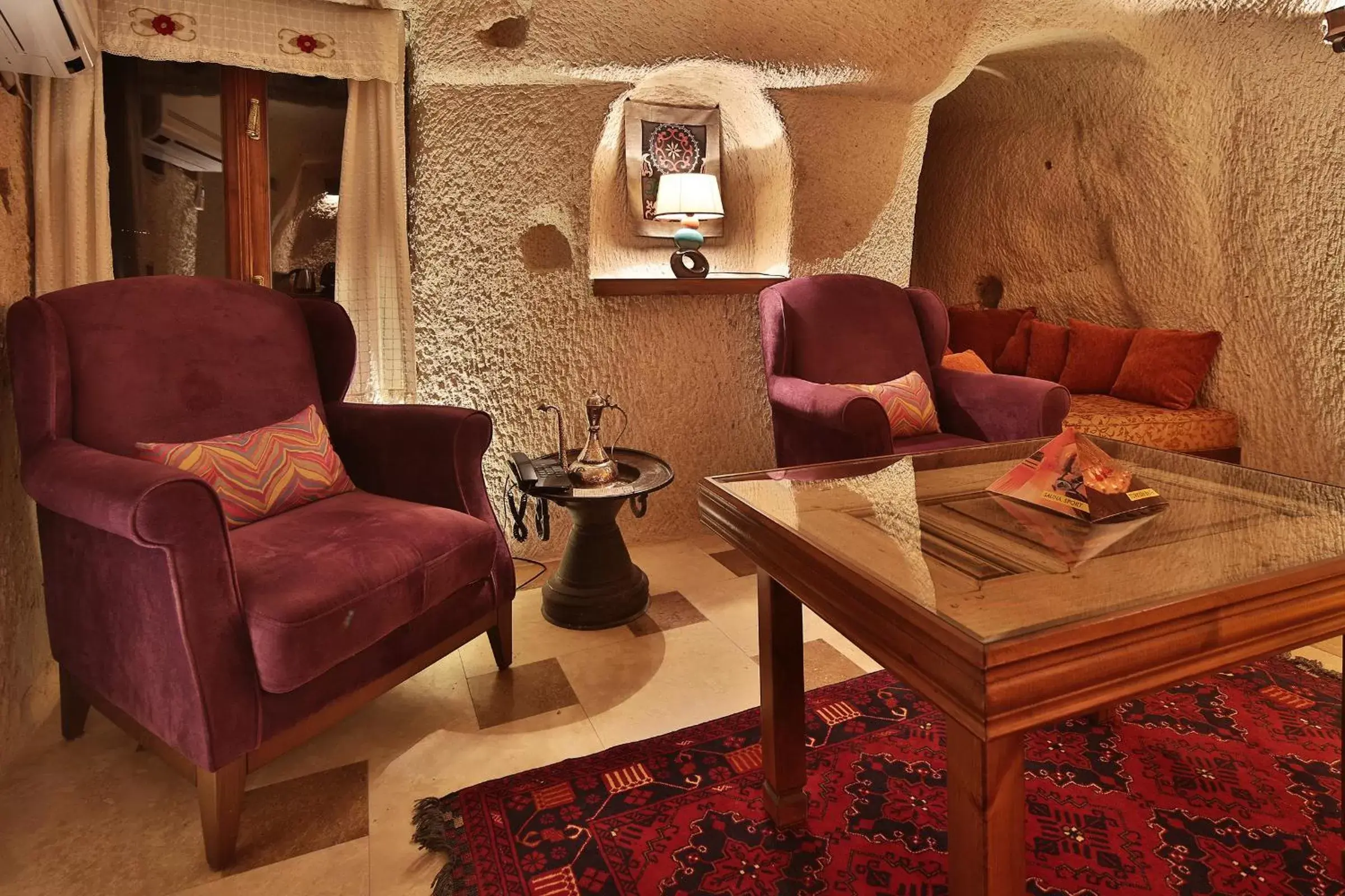 Living room, Seating Area in Cappadocia Cave Suites